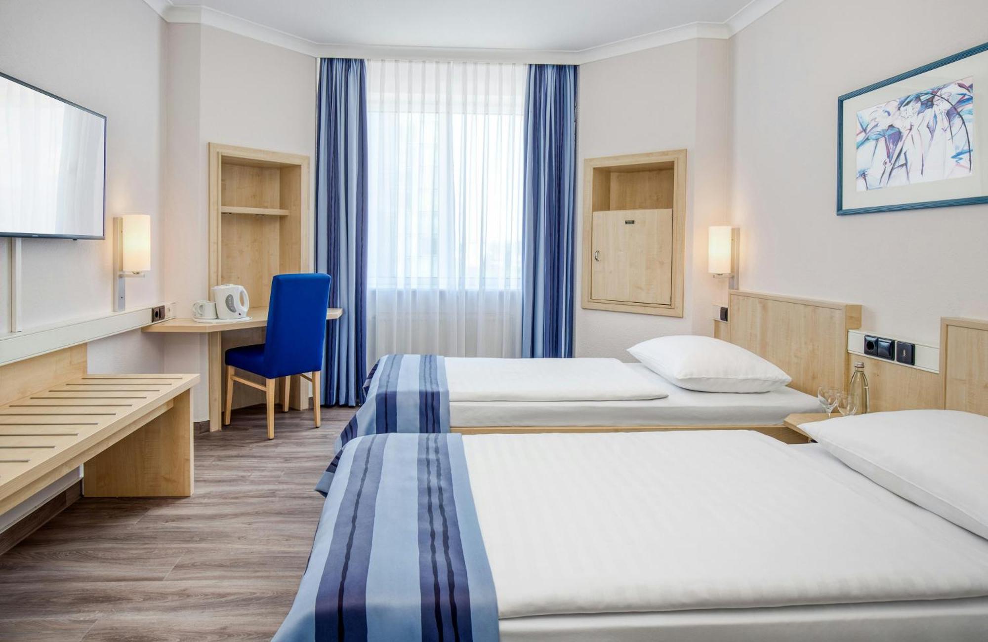 Comfort Twin Room