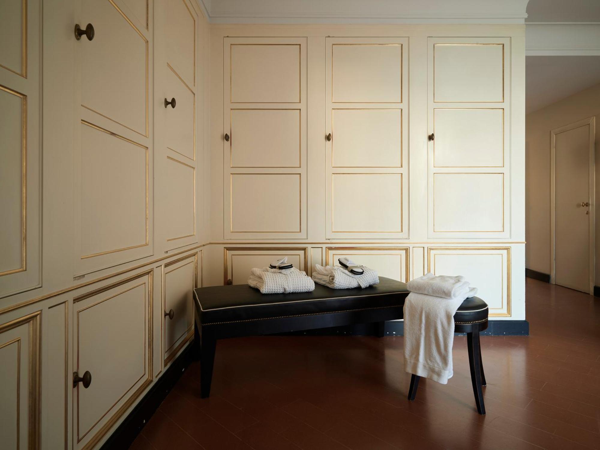 King Suite Balcony
