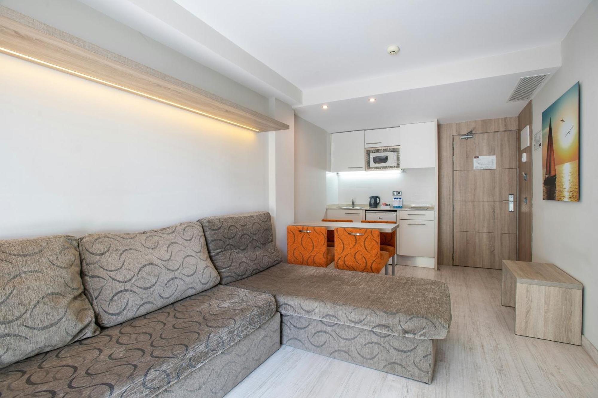 One-Bedroom Apartment Annex Building