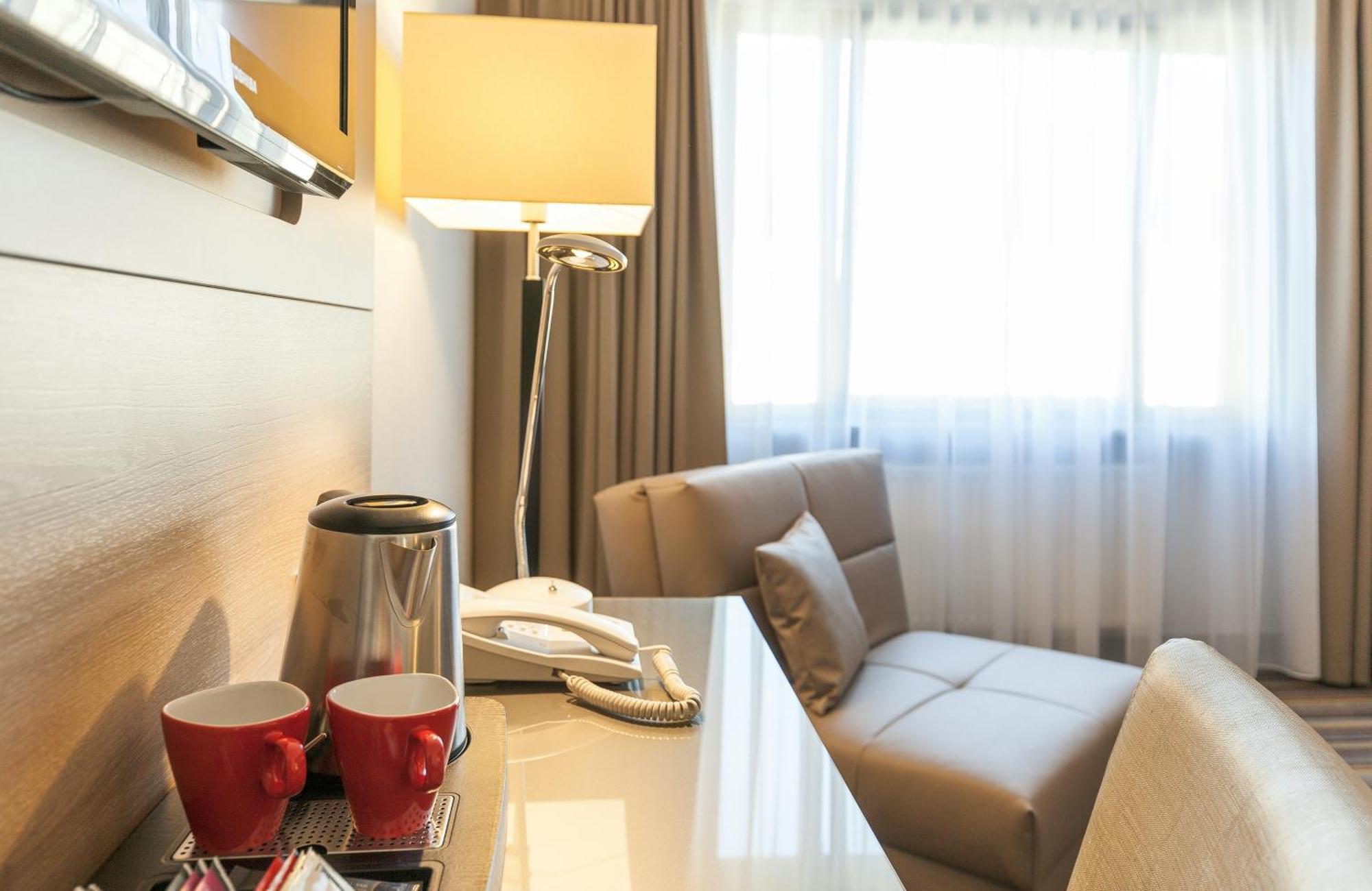 Quarto Comfort com 2 Camas de Solteiro
