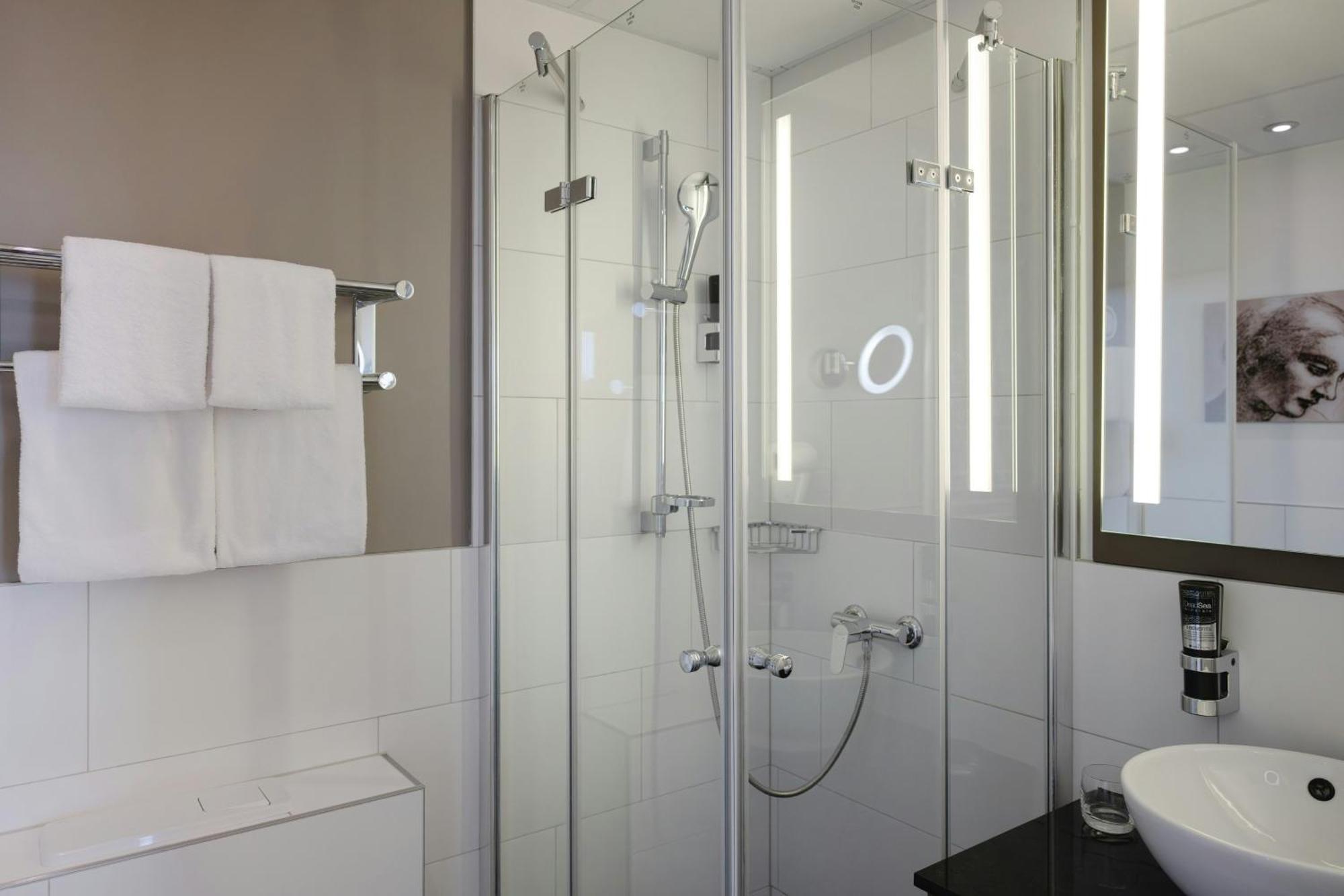 Comfort Double or Twin Room