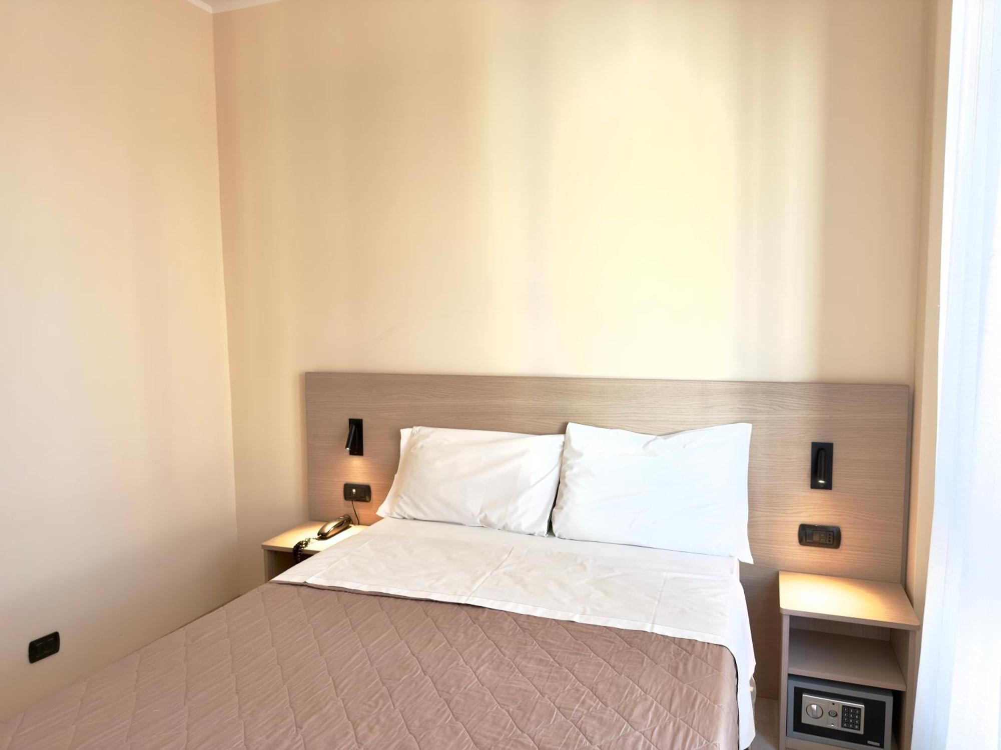 Economy Single Room