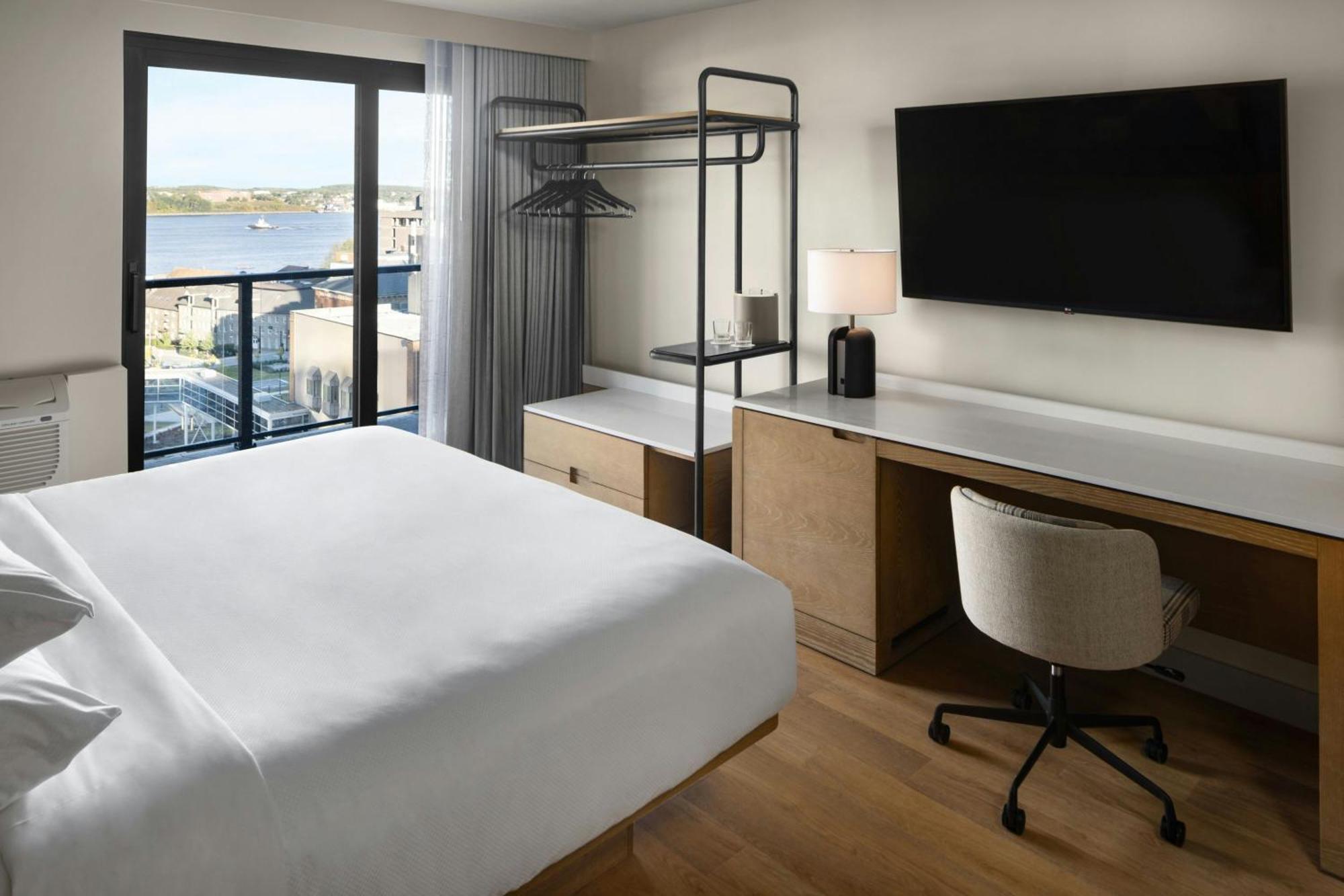 King Room Harbor View