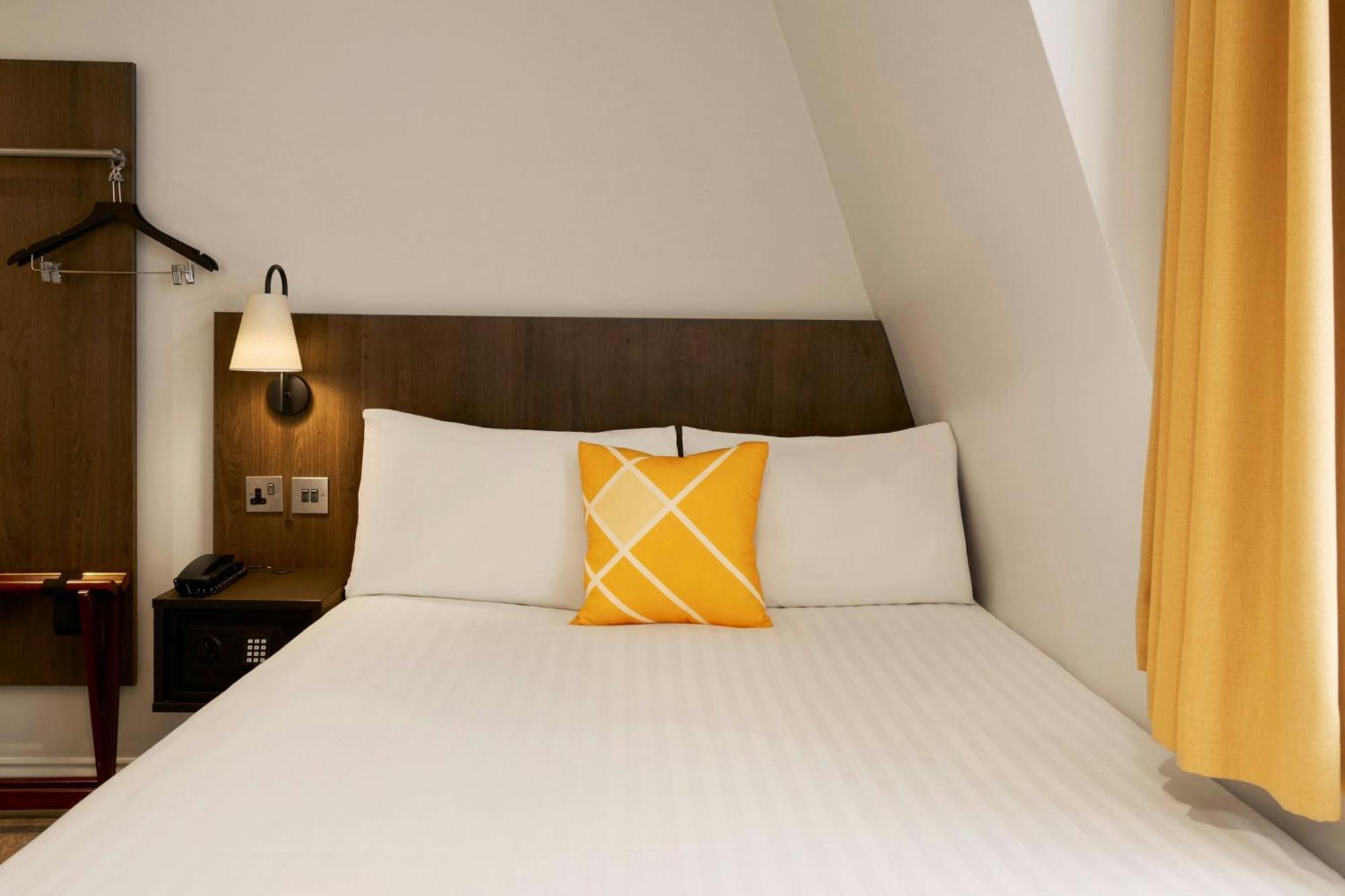 Cosy Double Room