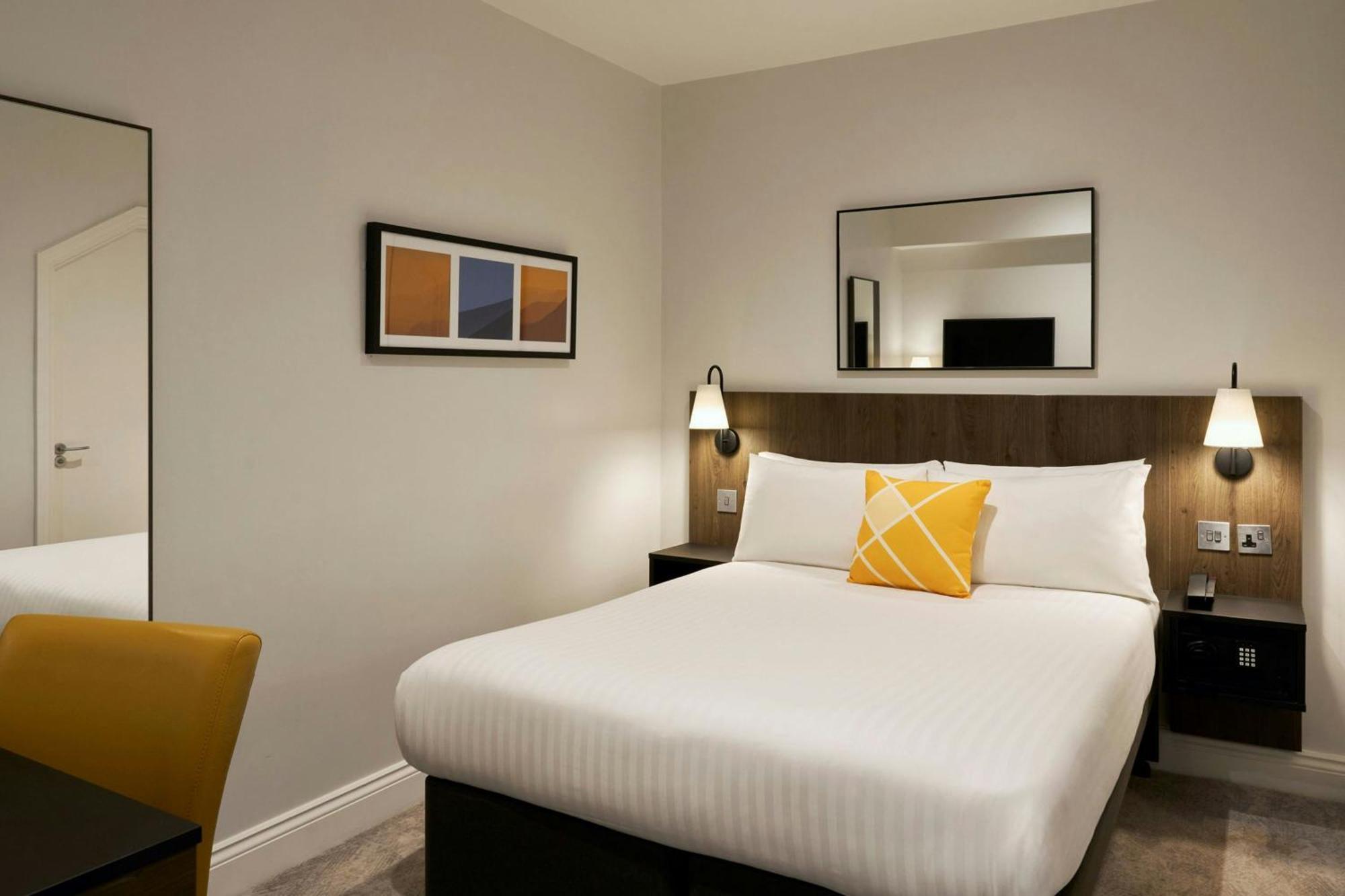 Standard Double Room Windowless