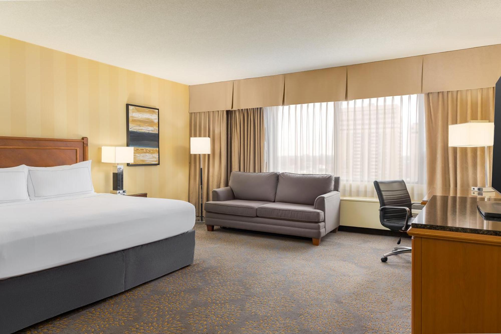 Deluxe King Room