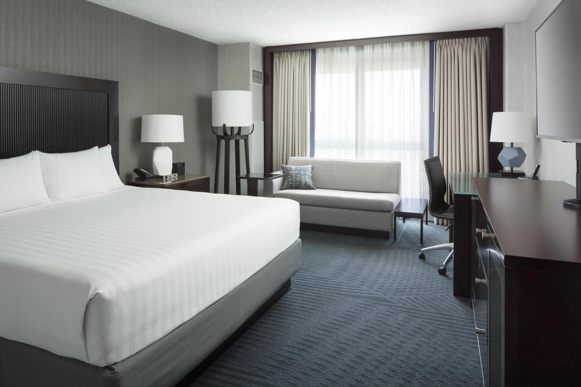 Standard King Room