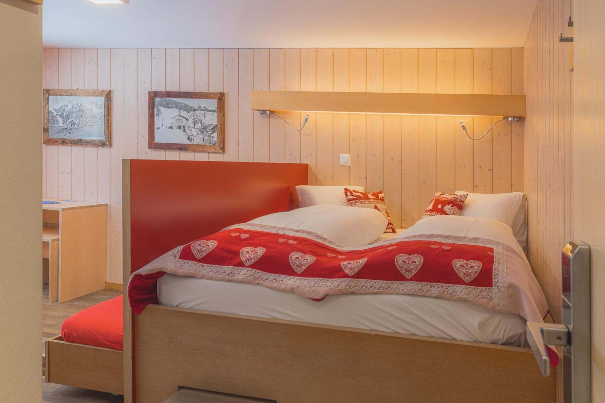 Standard Queen Room