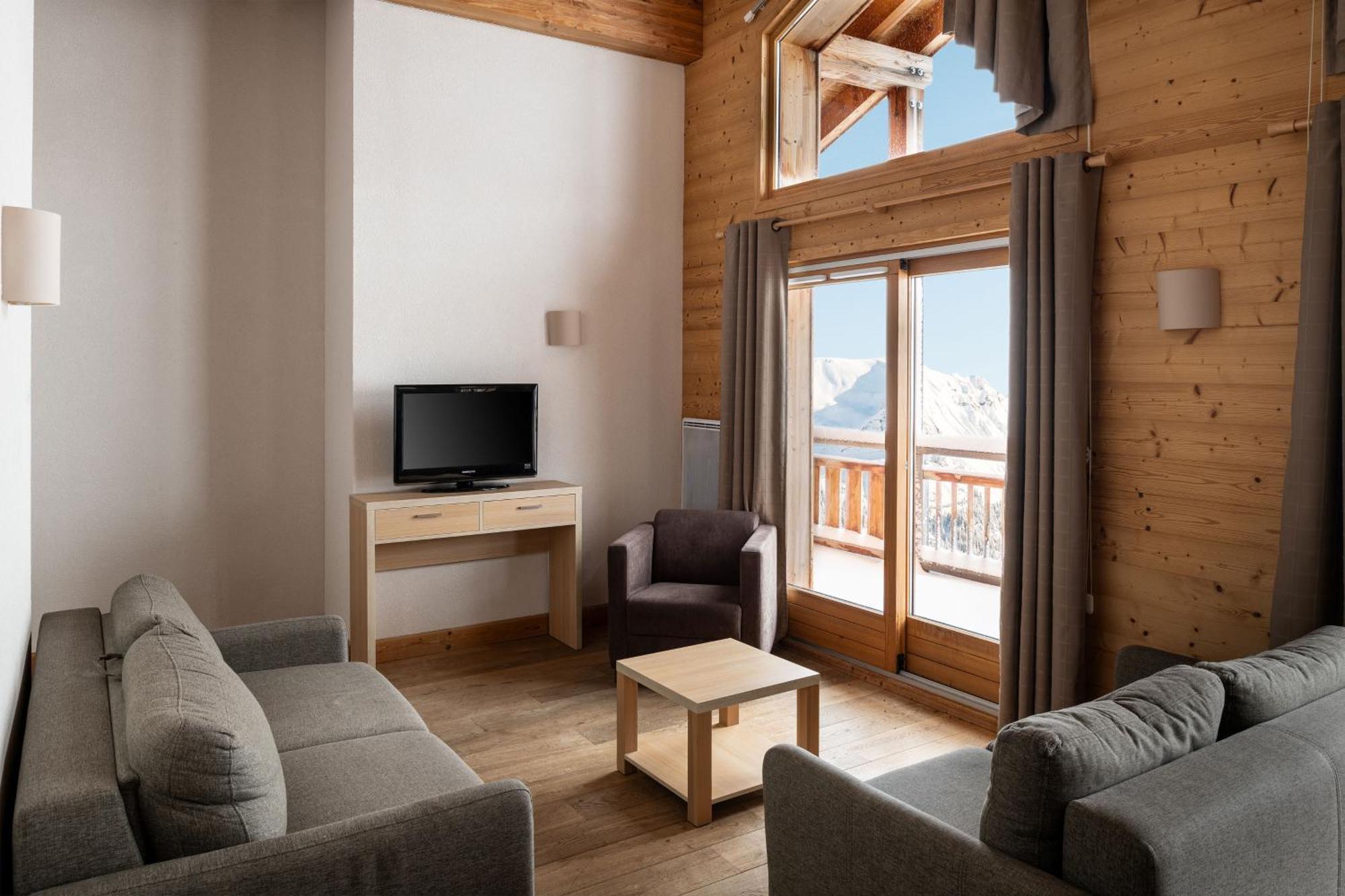 4 Bedroom Apartment