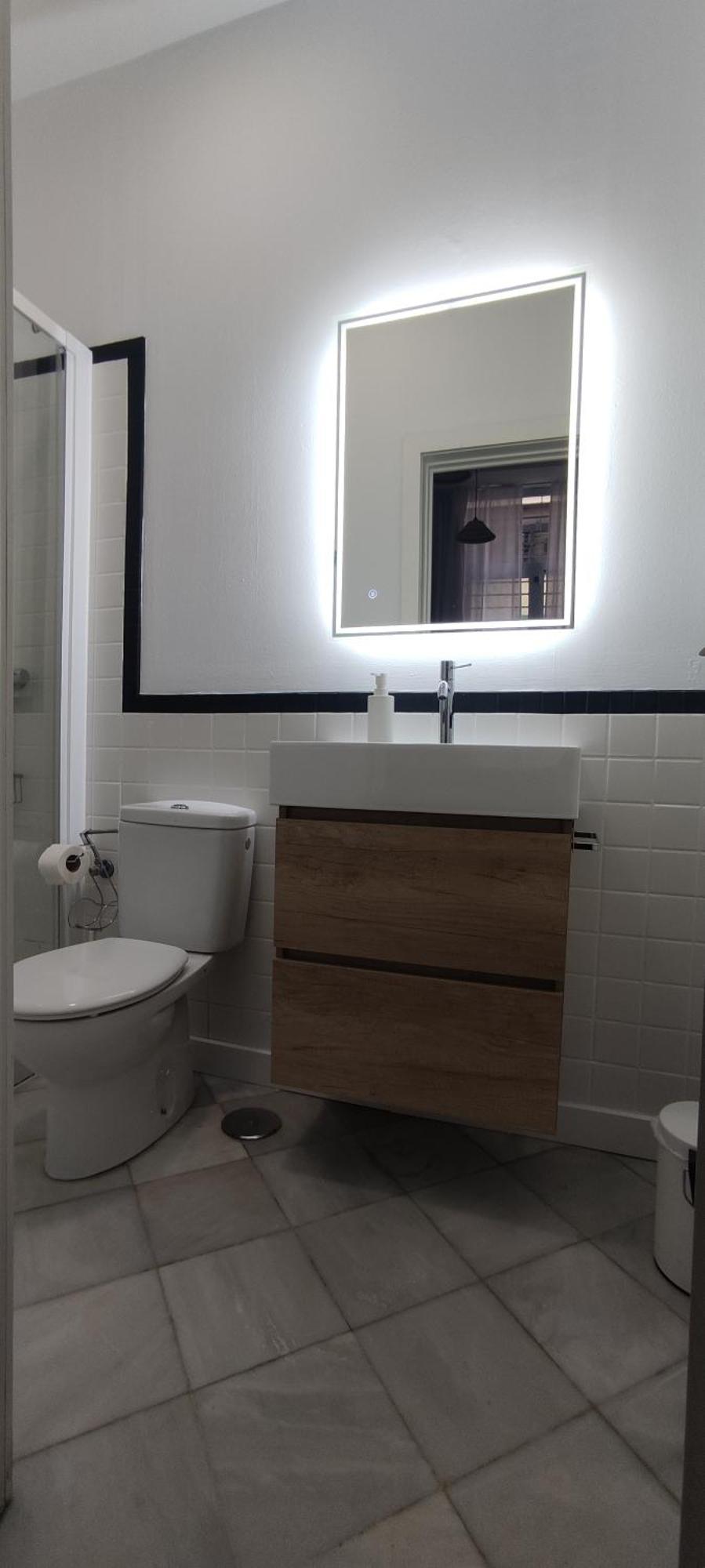 Twin Room Bathroom