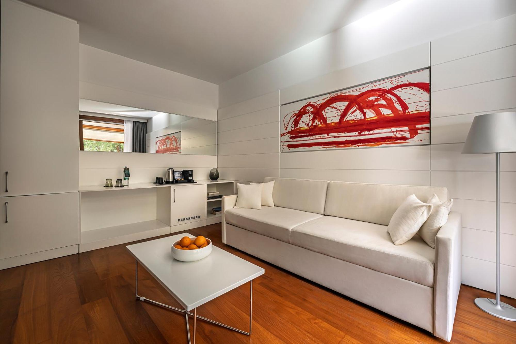 Premium Park View Suite Balcony