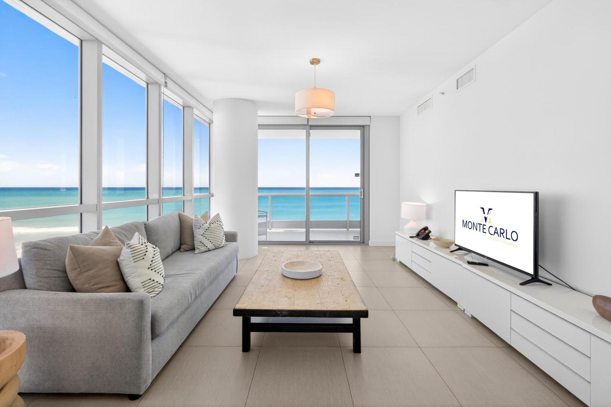 Luxury Beachfront Apartment
