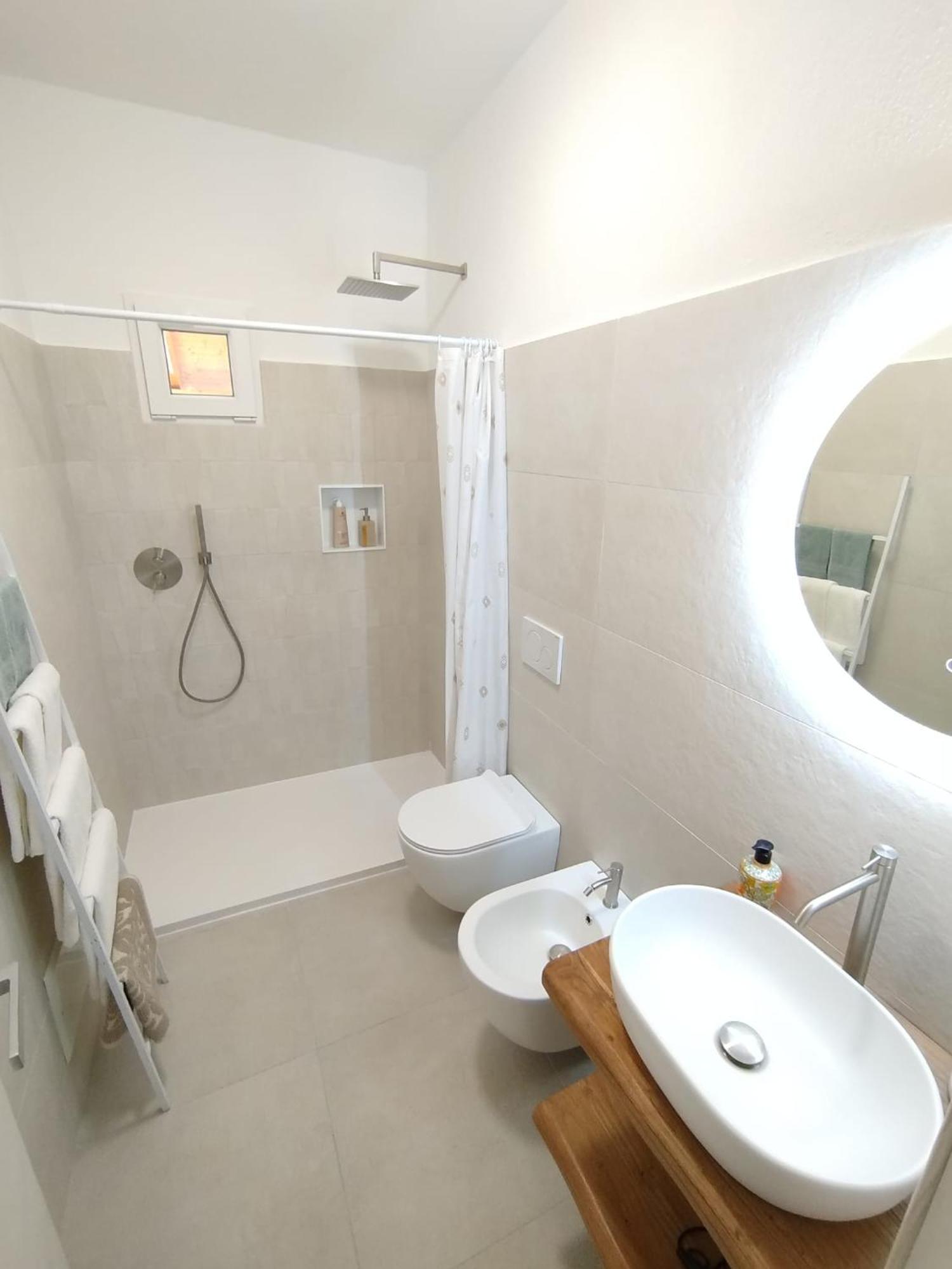 Double Room Private Bathroom