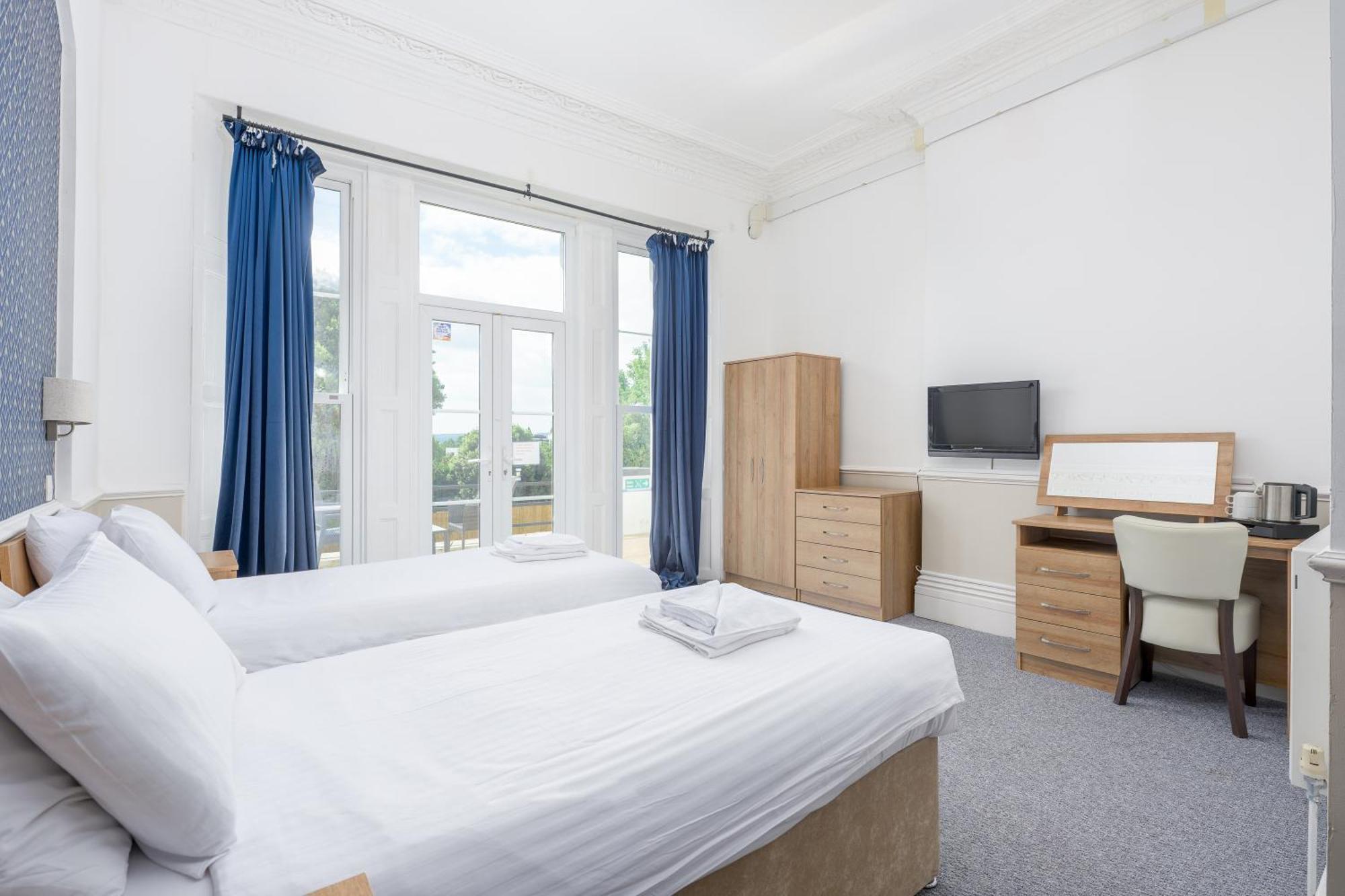 Twin Room Garden View