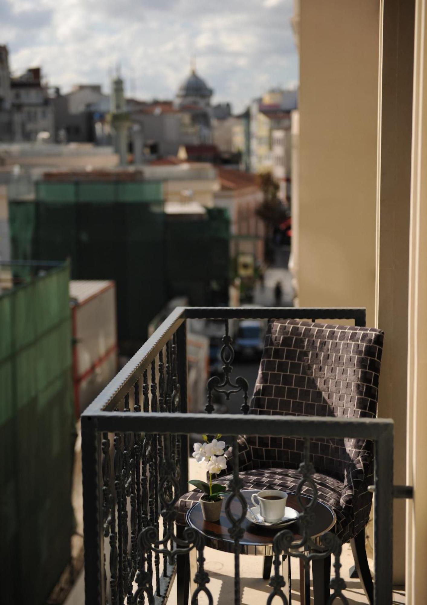 Deluxe Double or Twin Room Balcony