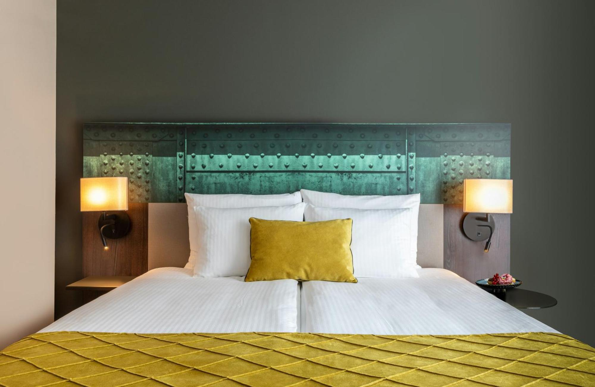 Deluxe Double or Twin Room,1747117894:JPEG