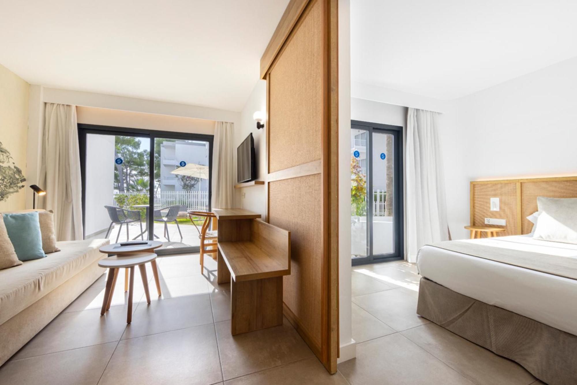 Suite Junior con vistas al jardín