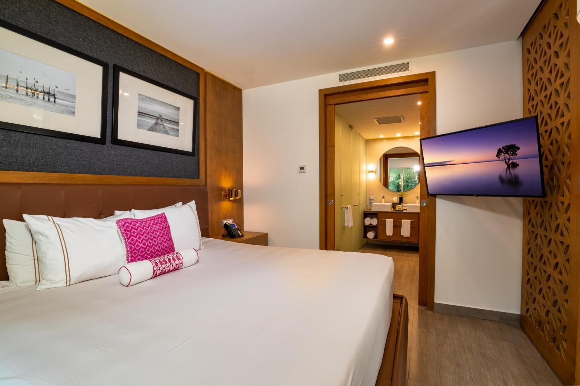 One-Bedroom Suite