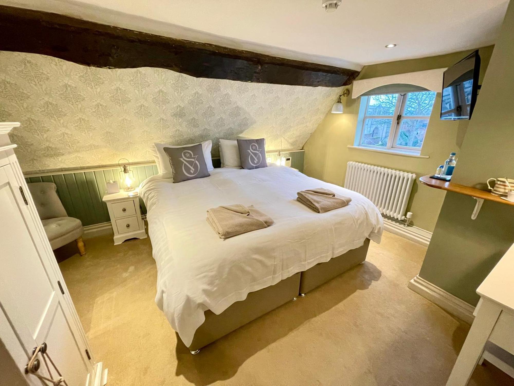 King Room