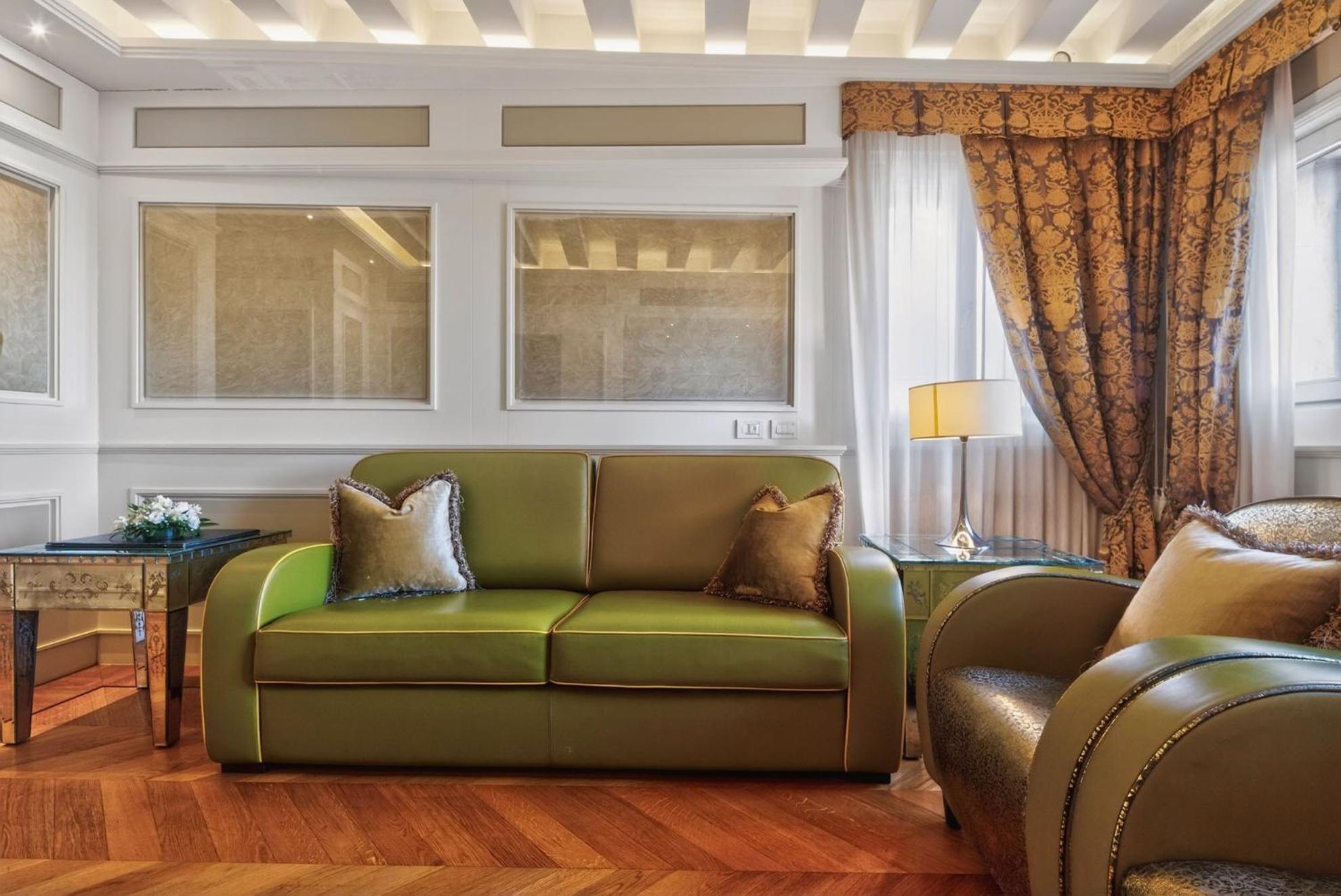 Two-Bedroom Suite San Marco Square View