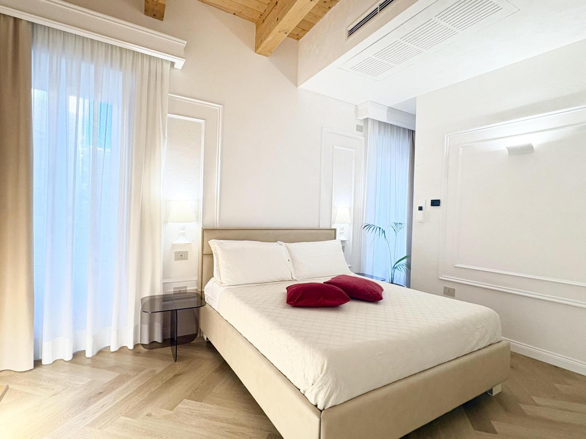 Superior Queen Room