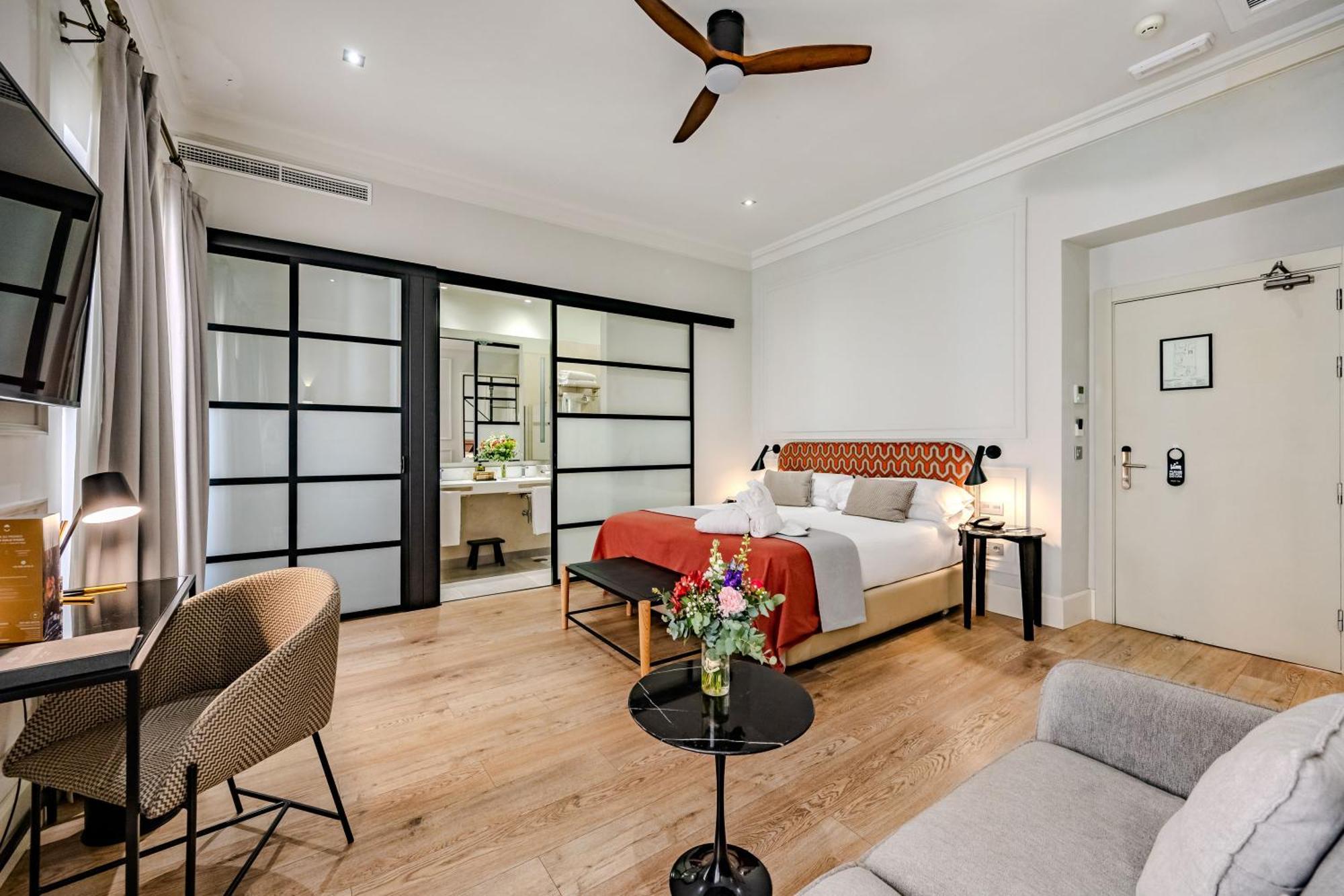 Grand Deluxe Room Balcony