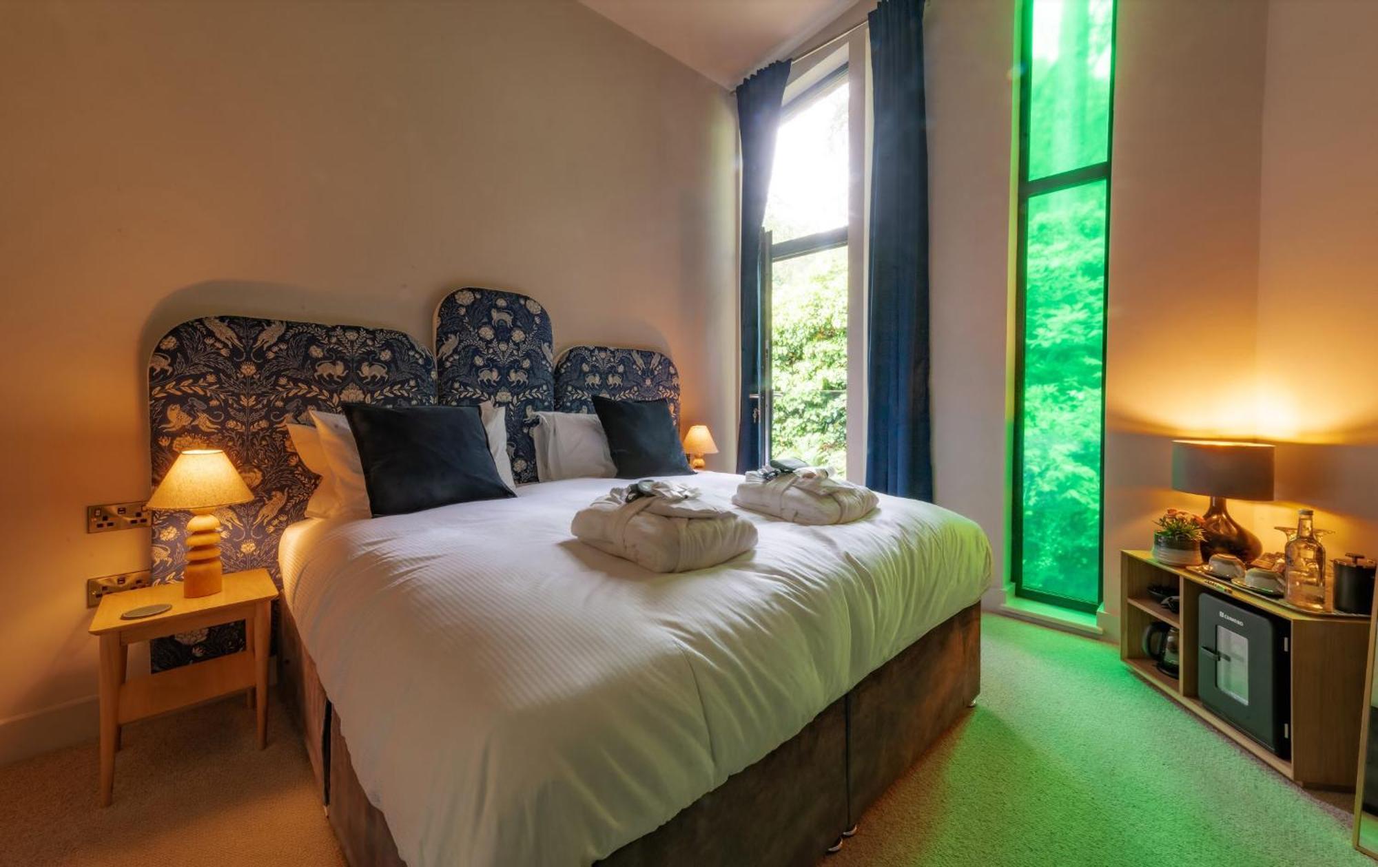 Chambre Double ou Lits Jumeaux Deluxe – Vue sur Jardin