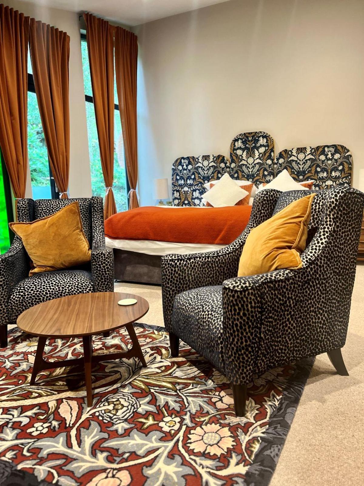 Superior Double or Twin Room Garden View