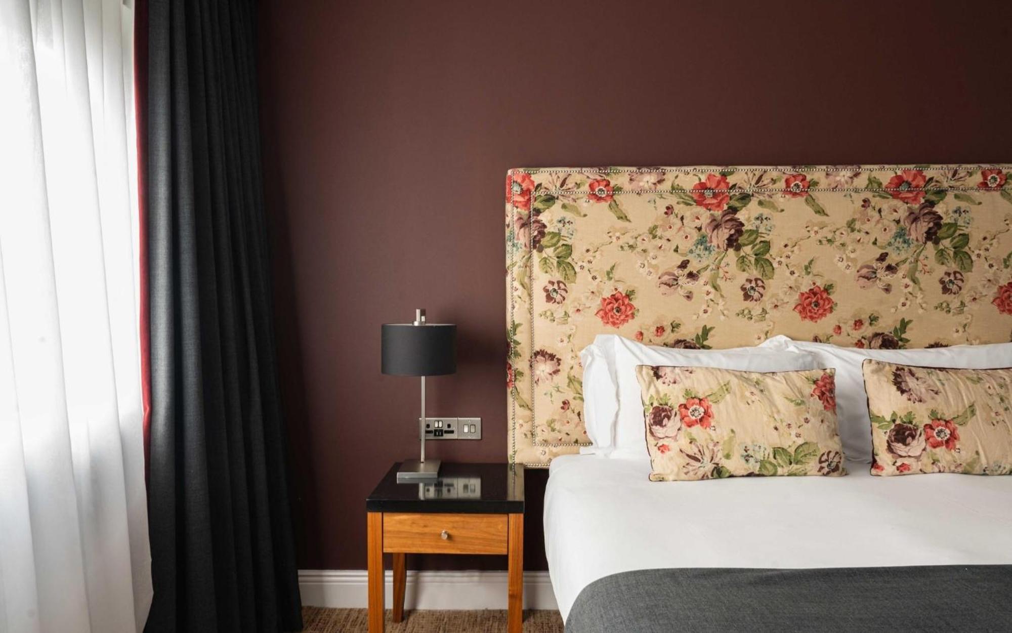 Boutique Room
