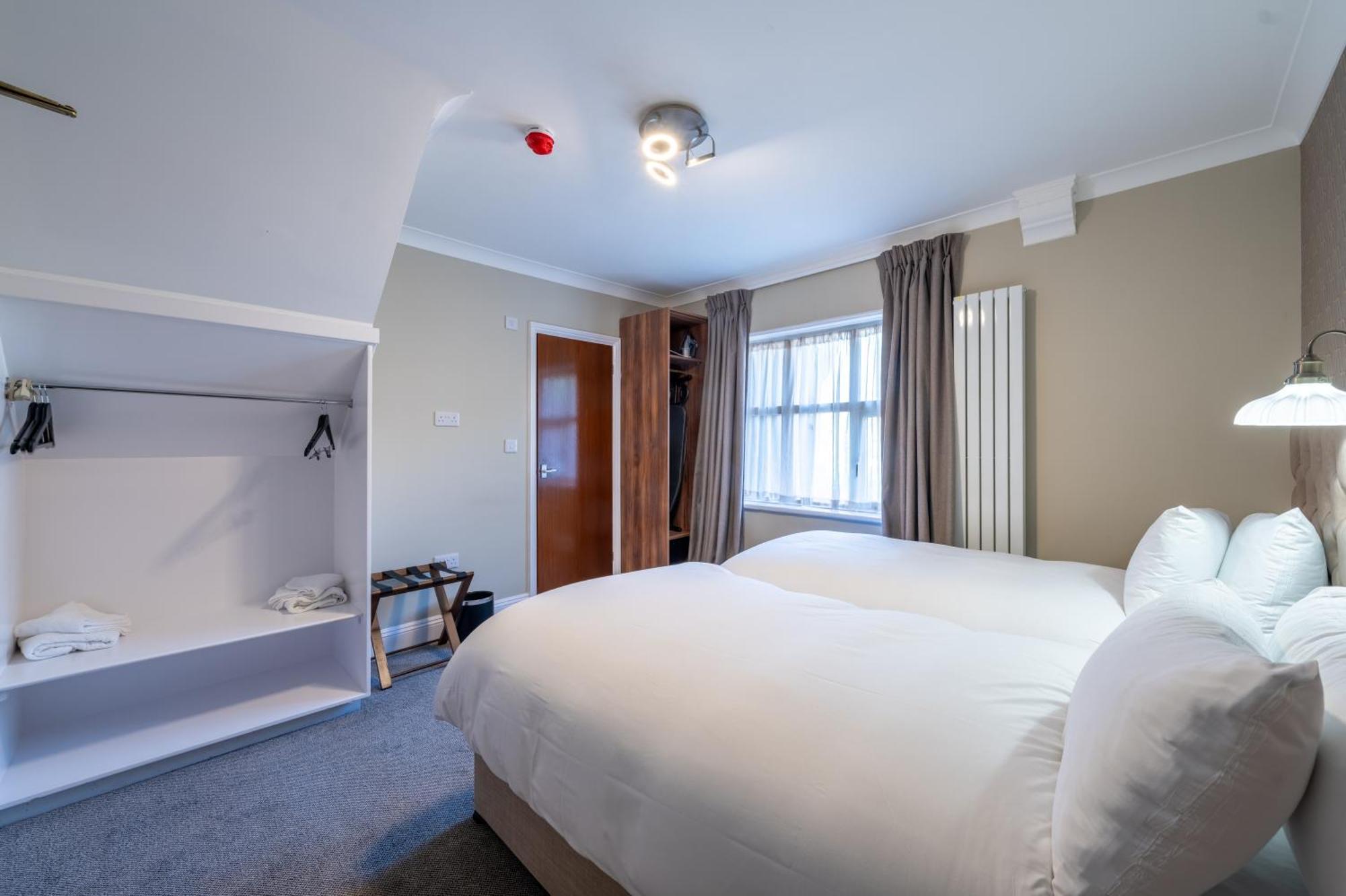 Deluxe Twin Room,1756396096:JPEG