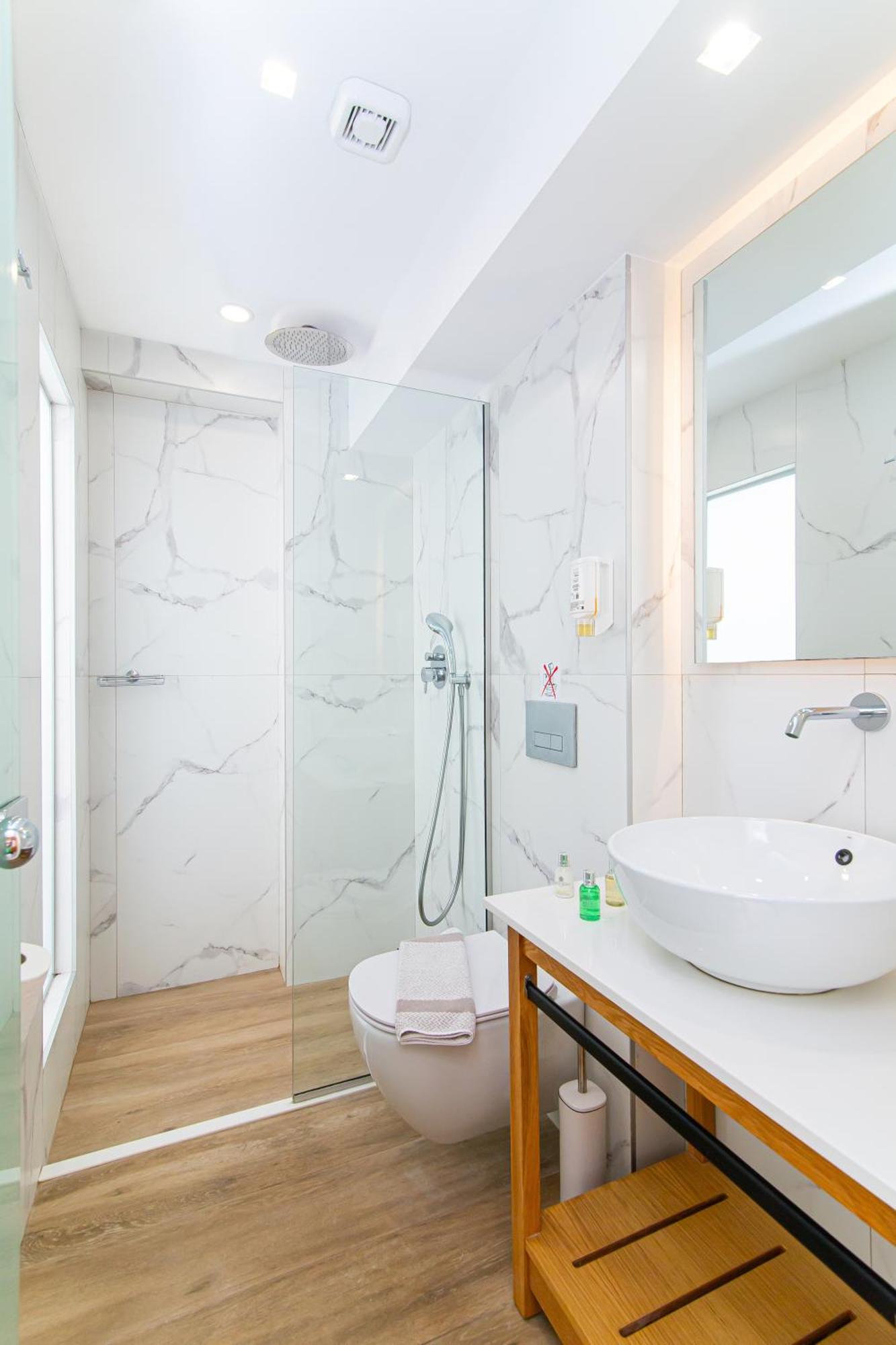 Premium Triple Room