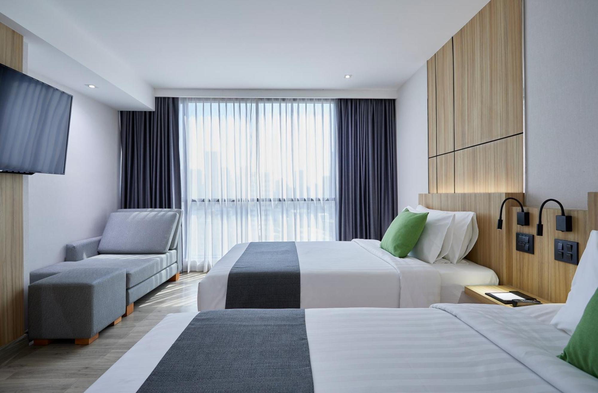 Elegance Room