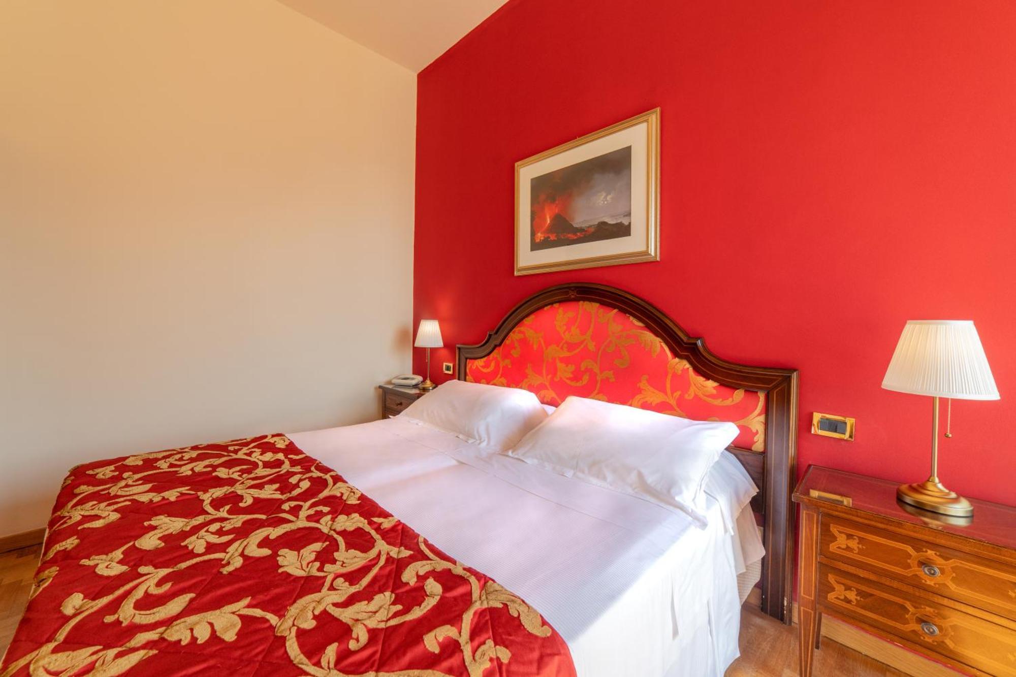 Classic Double or Twin Room