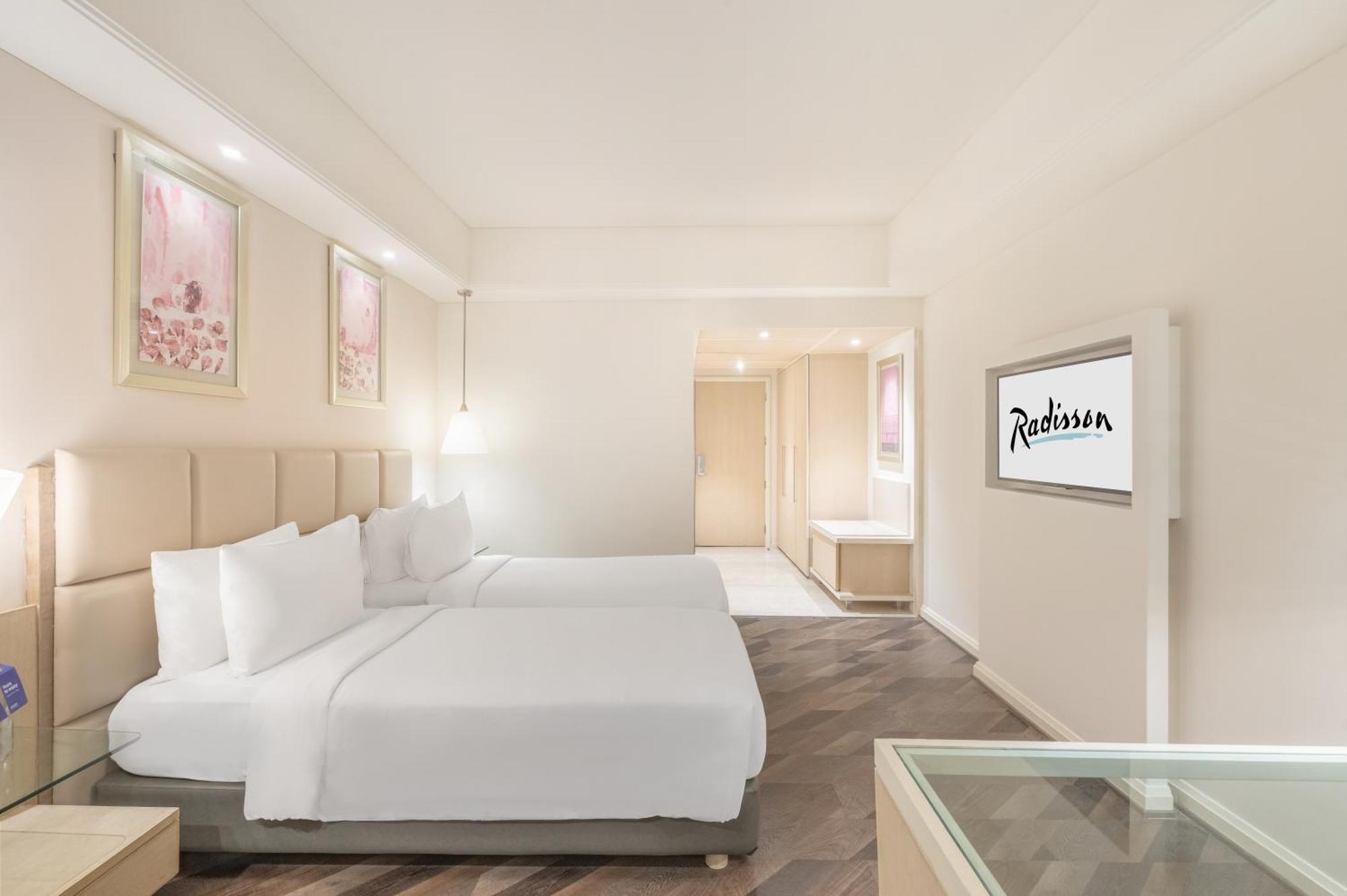 Day Use Room, Same Day Check in from 11 AM to Same Day Check Out at 5 PM