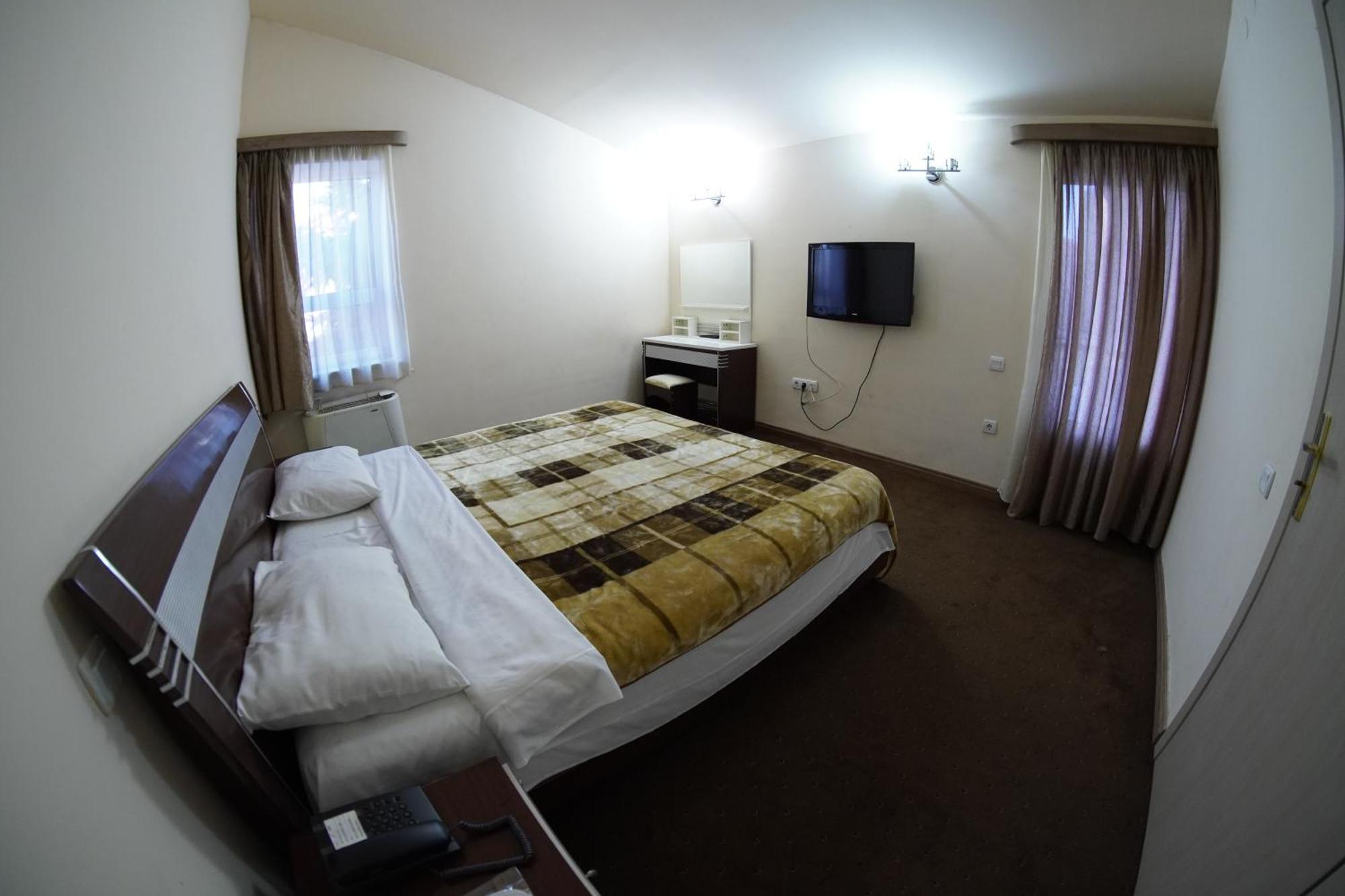 Villa com 2 Quartos