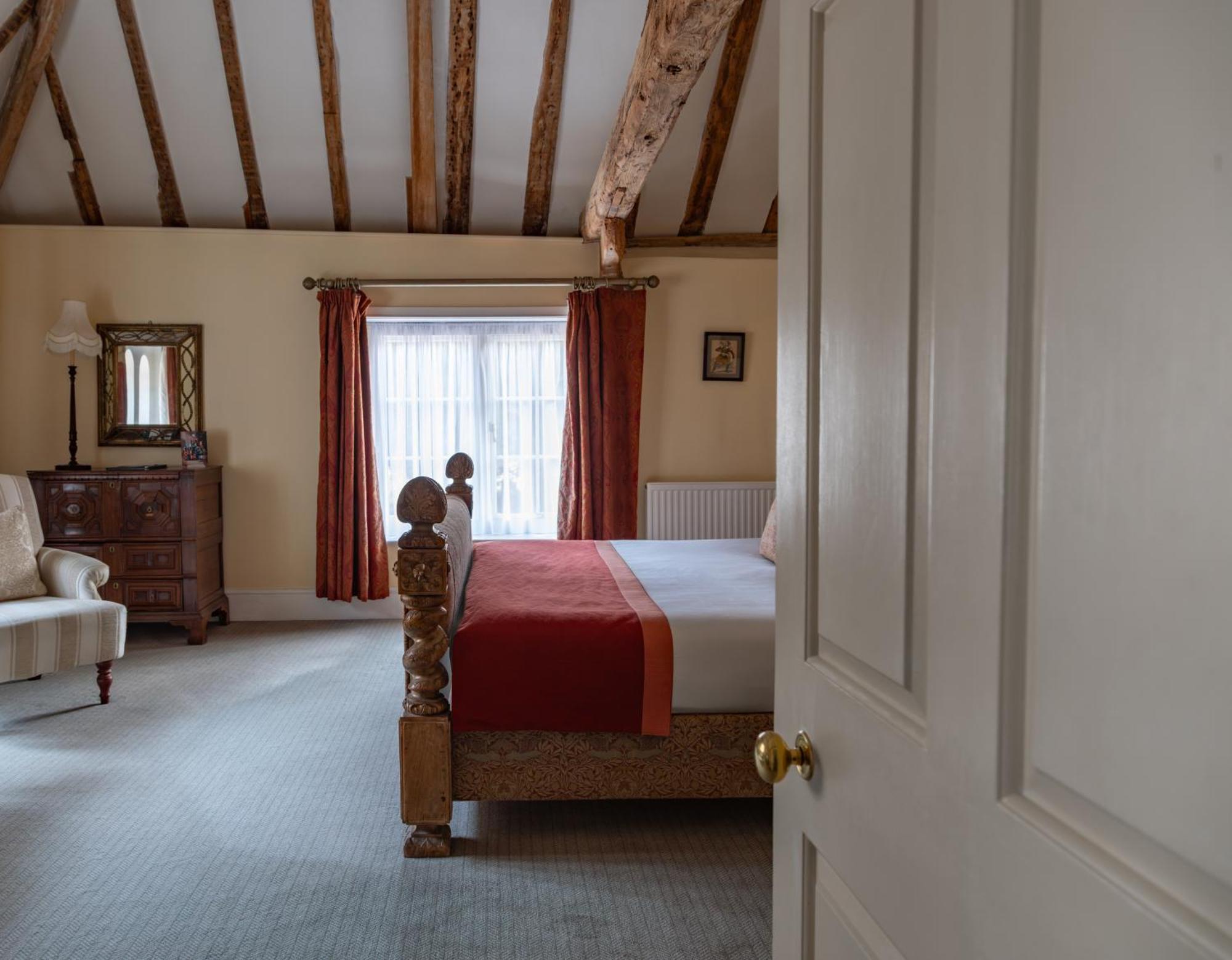 Large Principal Room