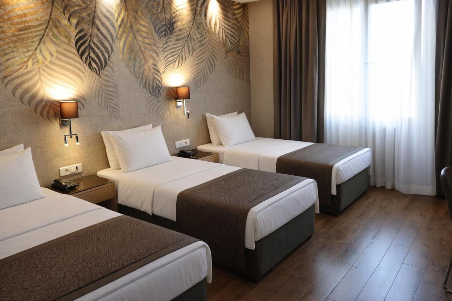 Triple Room