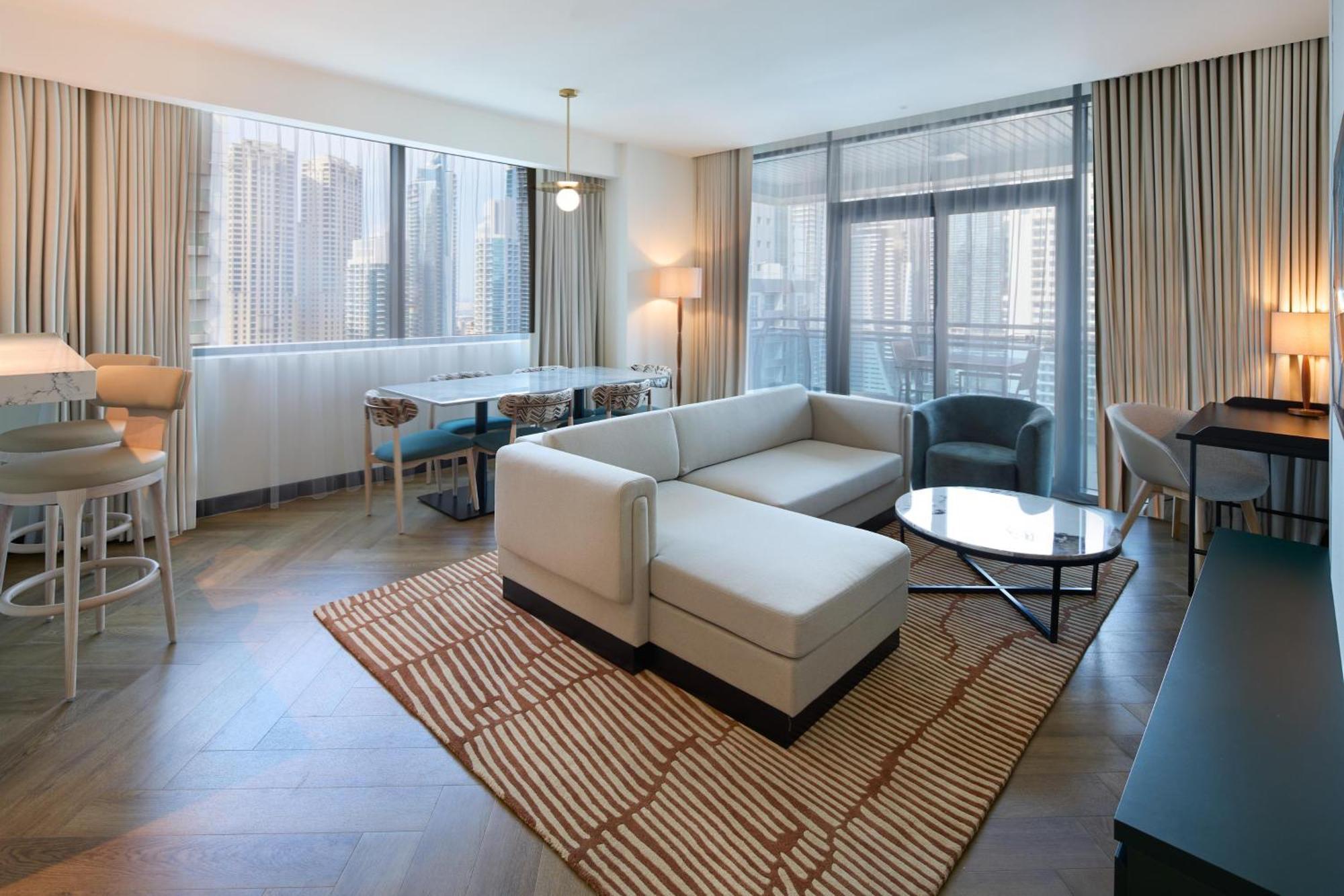 Two-Bedroom Premium Apartment Marina View