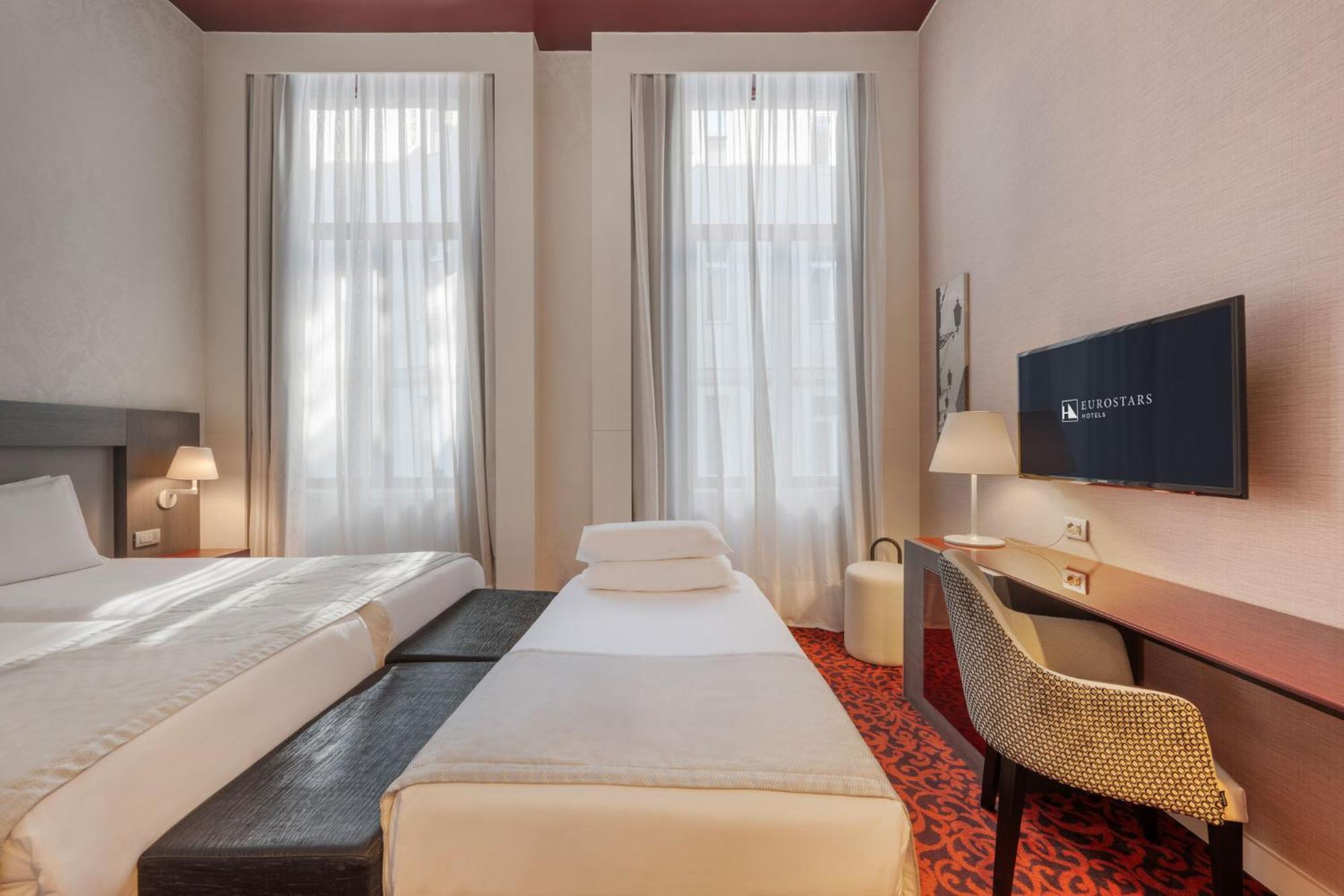 Deluxe Tweepersoonskamer met Extra Bed