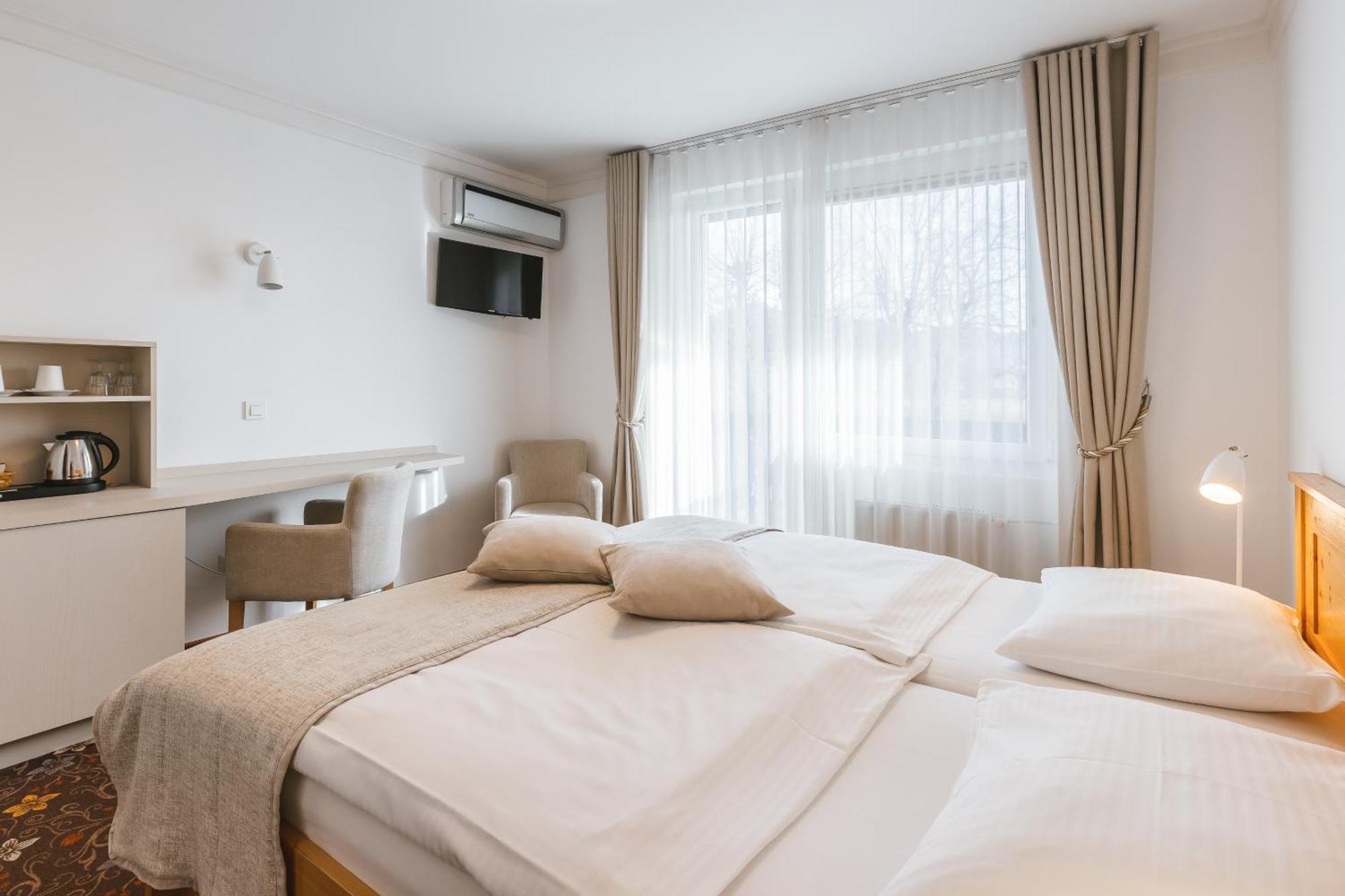 Double Room Balcony,1756509937:JPEG