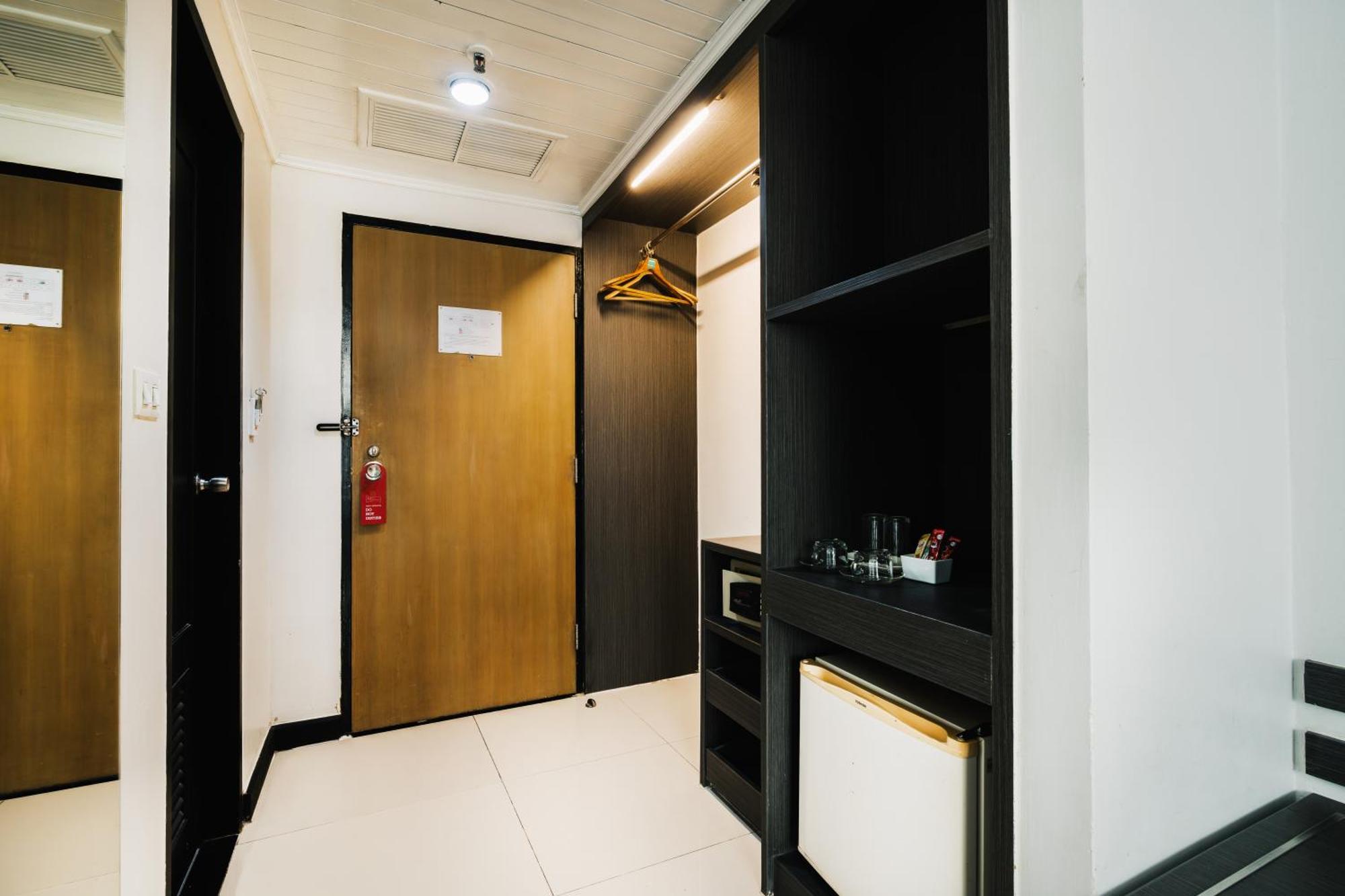 Deluxe Room Twin