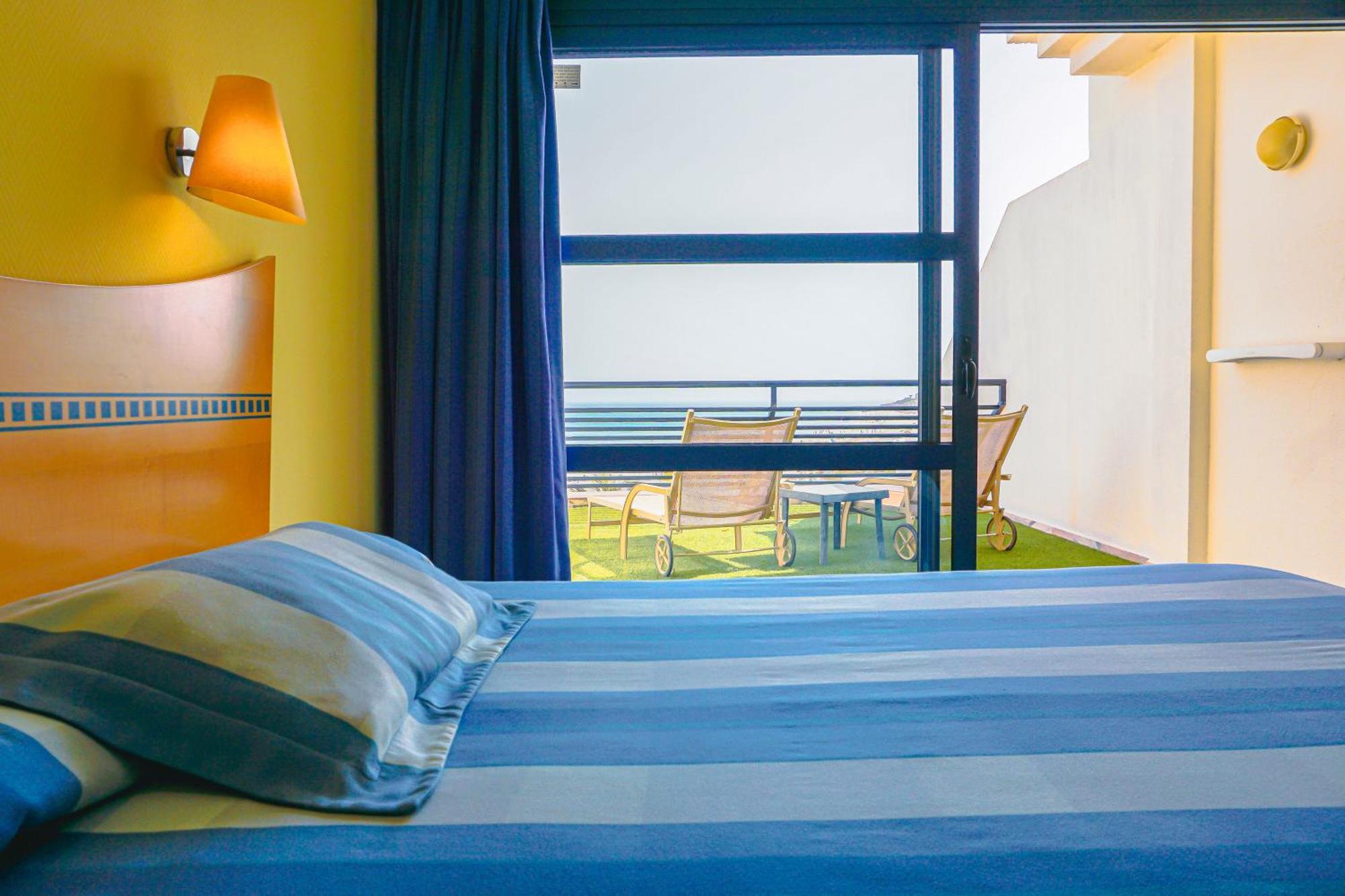 Twin Room Sea View
