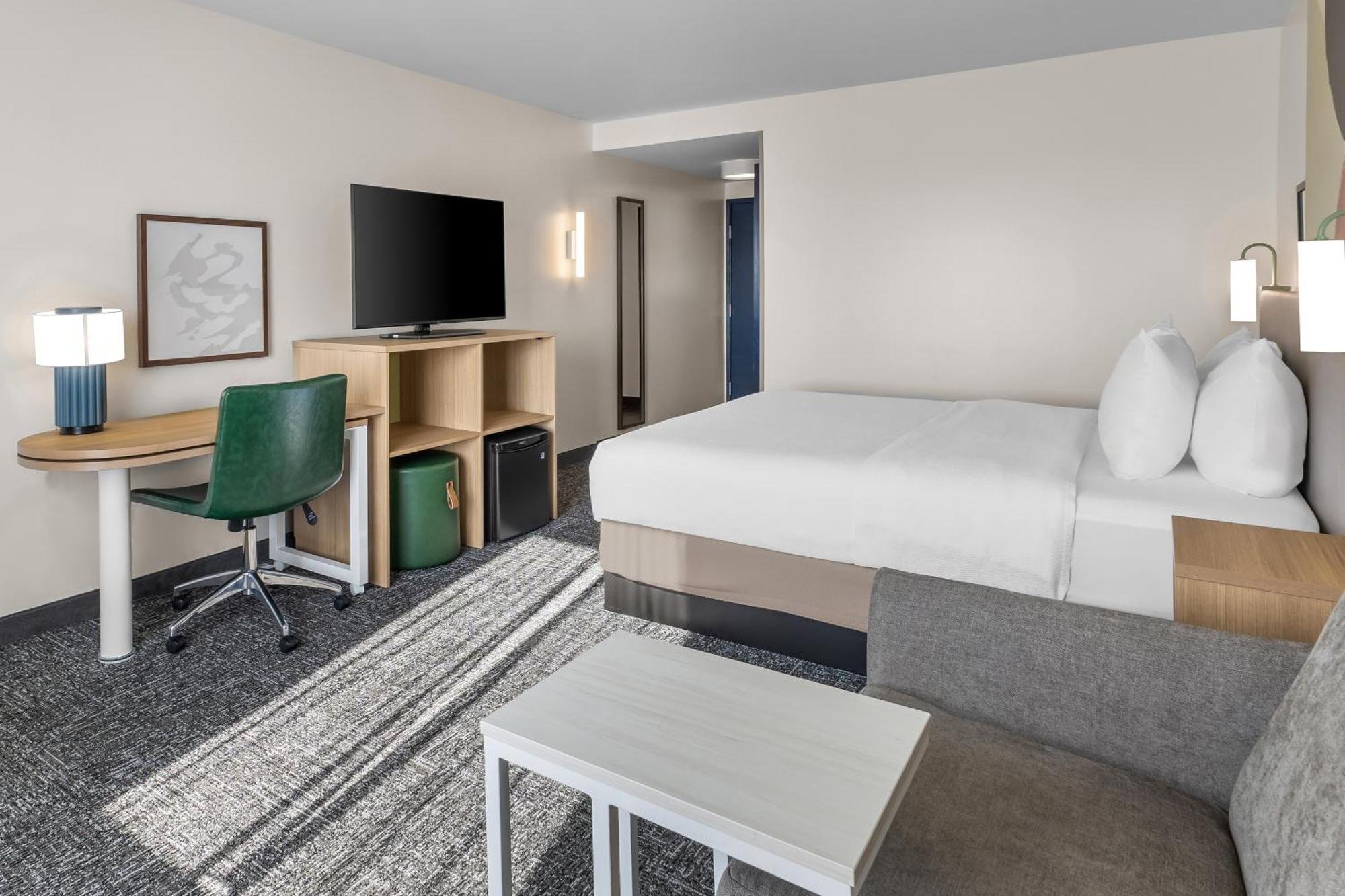 Habitación con cama extragrande y sofá cama - No fumadores
