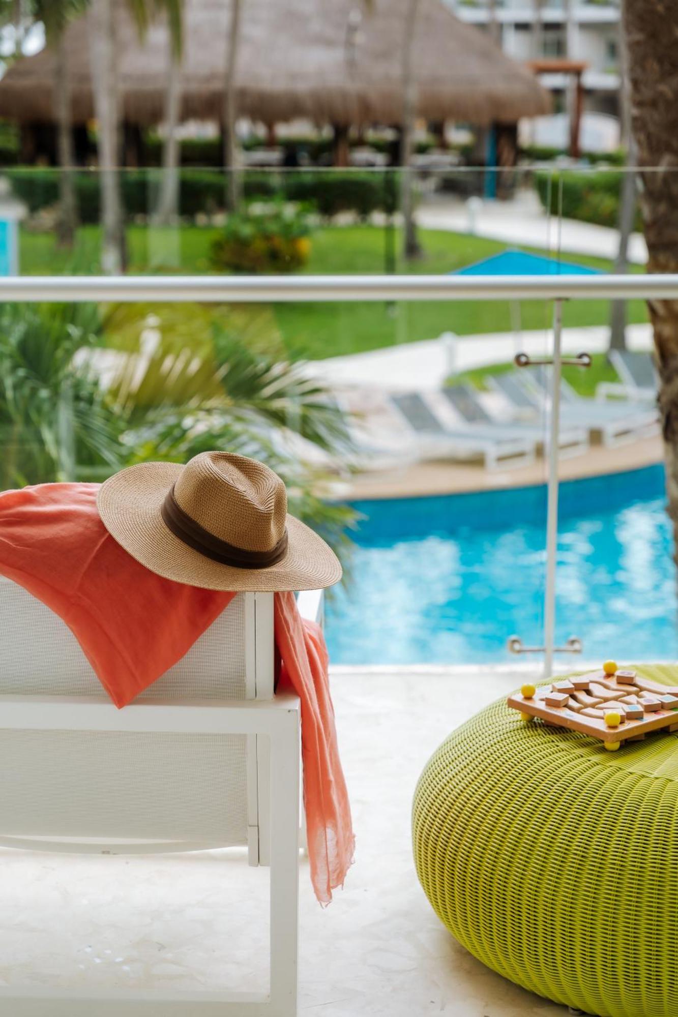 One Bedroom Family Pool View