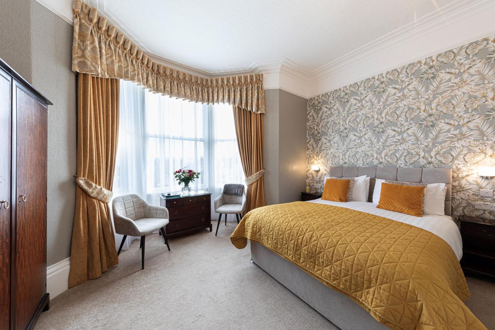 Large Double Room