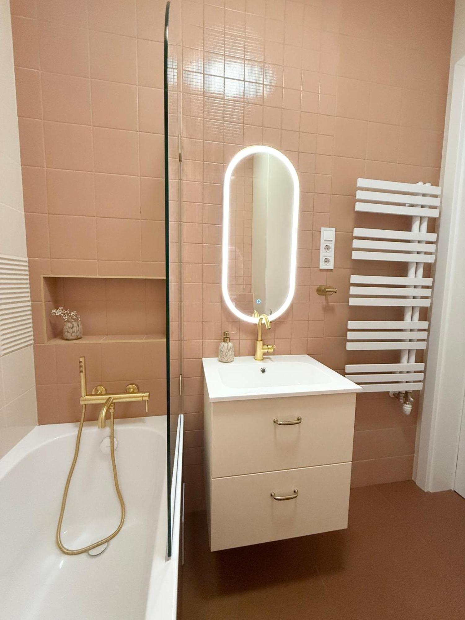 Superior Apartment