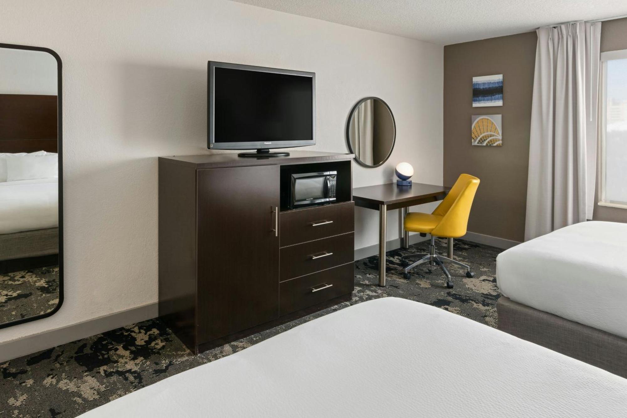 Standard Queen Room Two Queen Beds City View