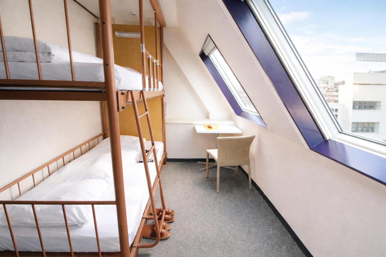 Twin Room Bunk Beds