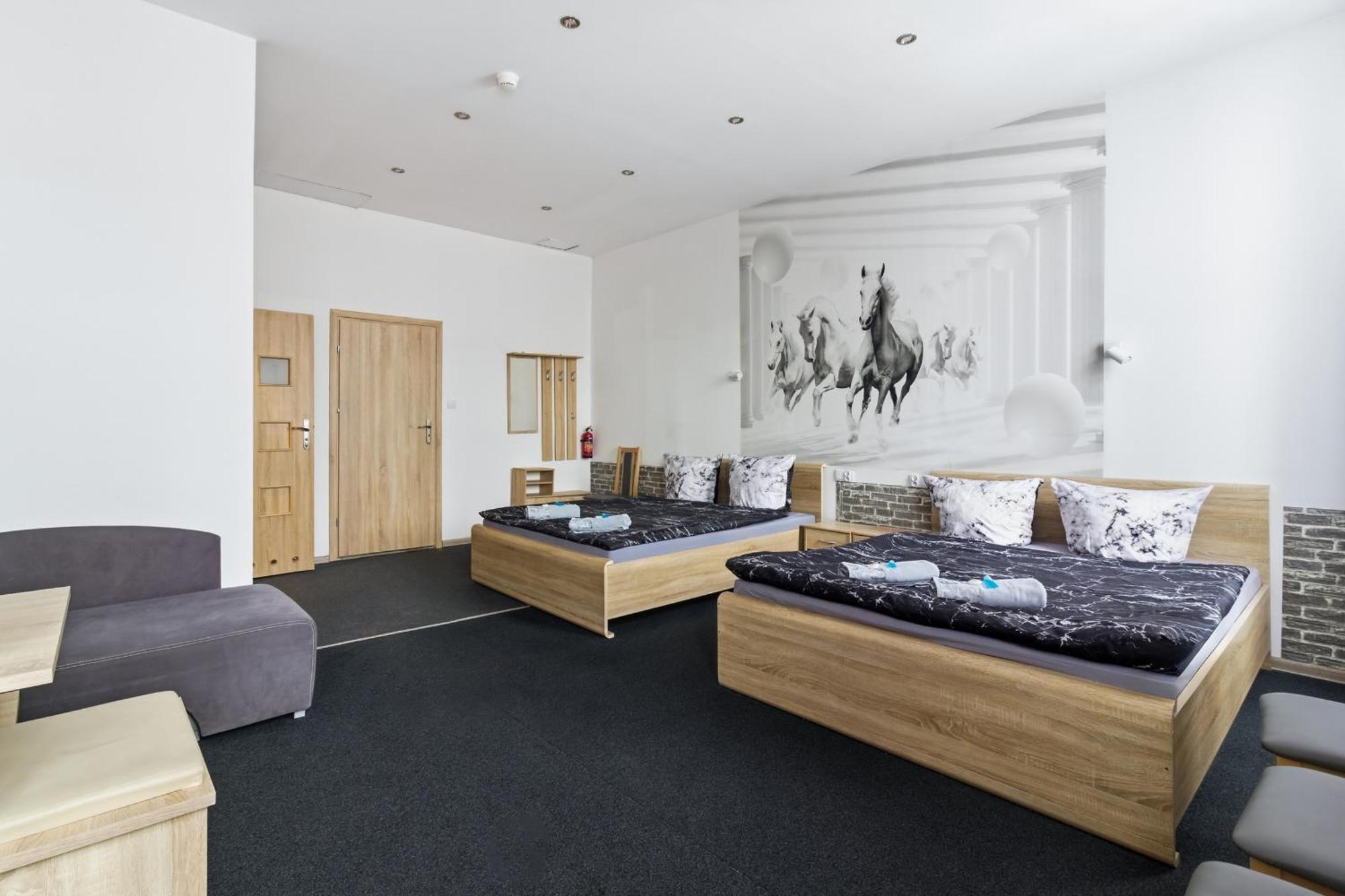 Deluxe Quadruple Room