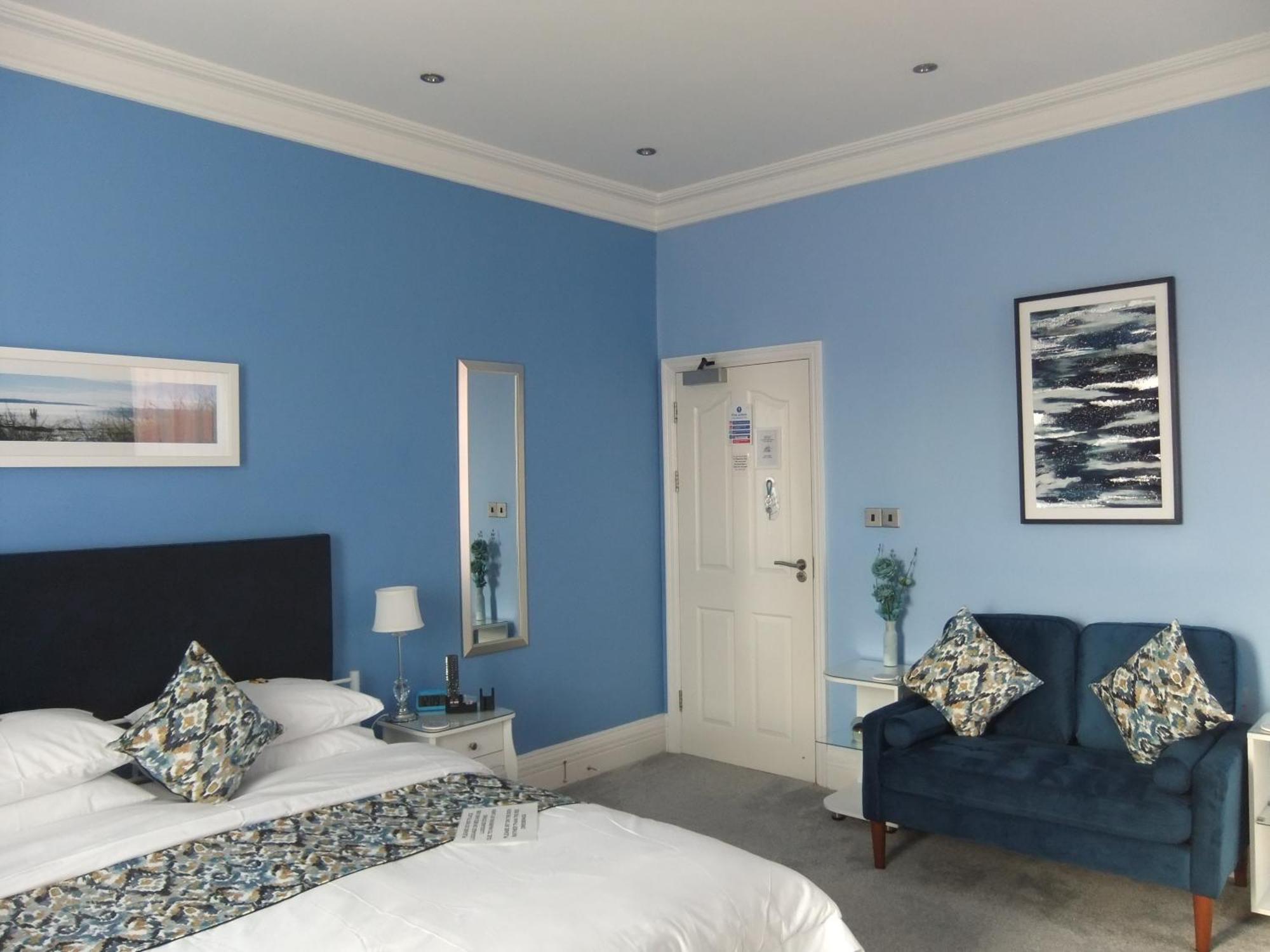 Superior Super King Room Summer